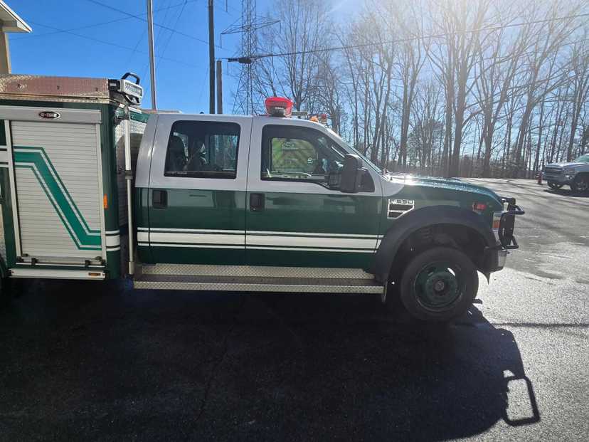 2009 E-One Ford 4x4 Squad — photo 8