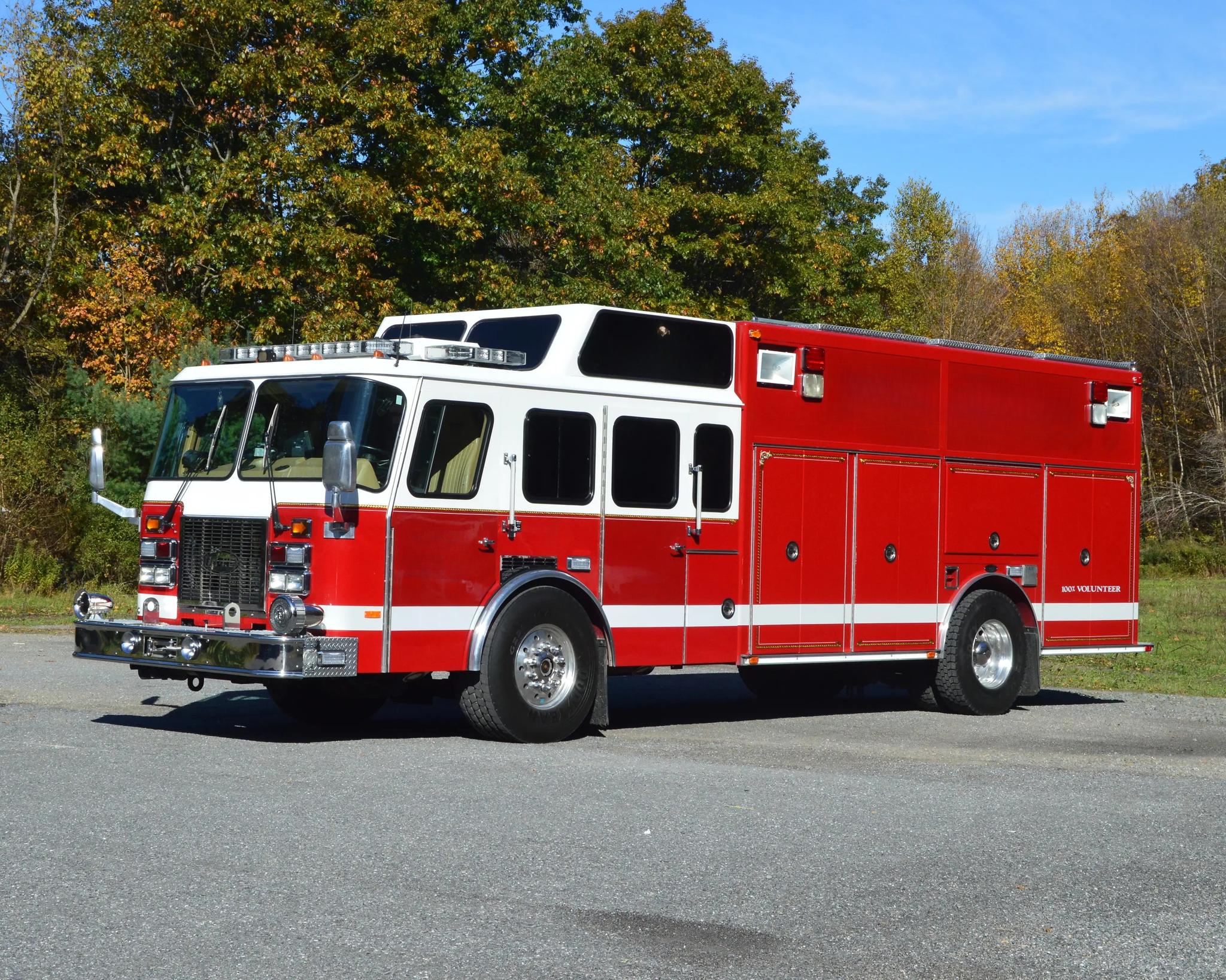 1995 E-One Heavy Rescue - image 1