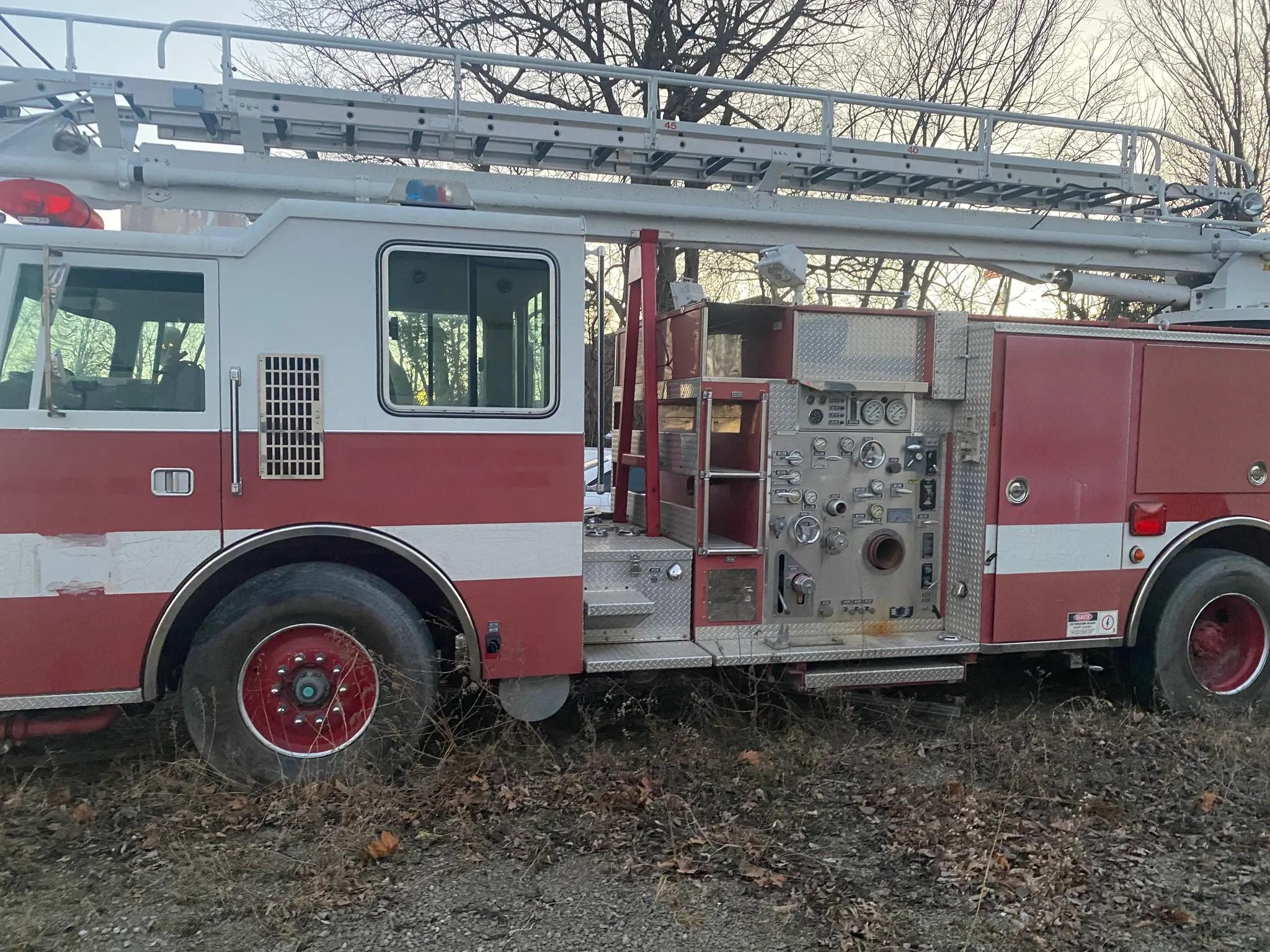 1994 Pierce - image 7