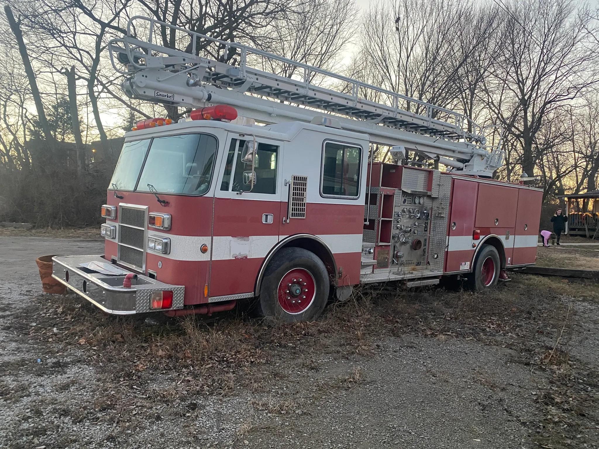 1994 Pierce - image 4