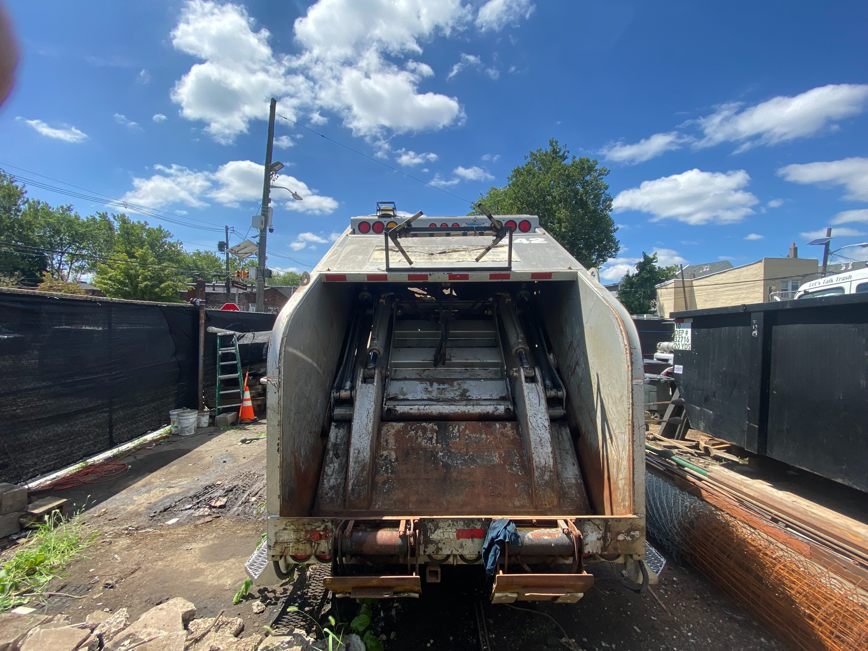 2015 International Loadmaster Rear Loader - image 8