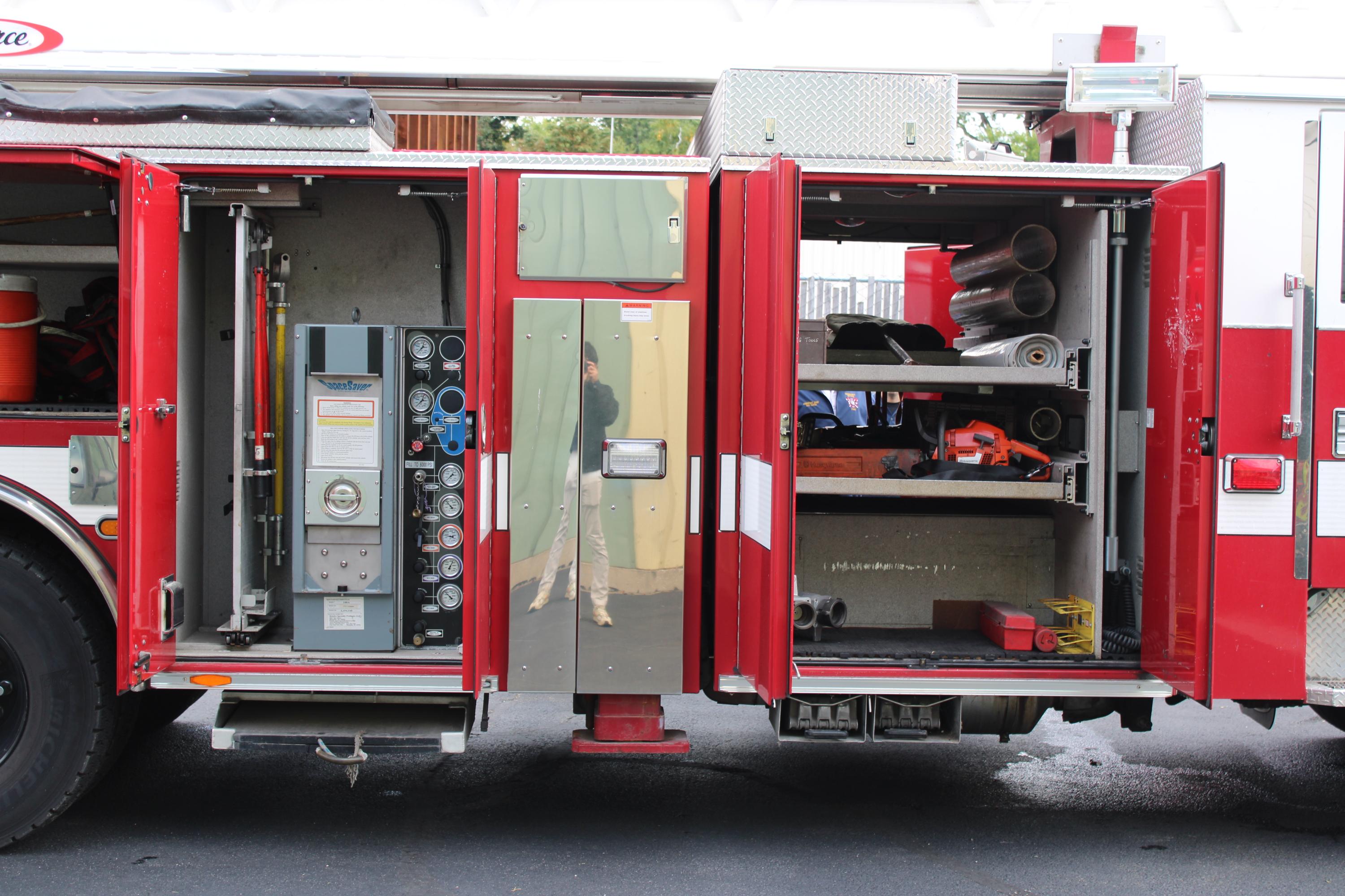 2010 Pierce Arrow XT 100' Rear Mount Platform - image 18