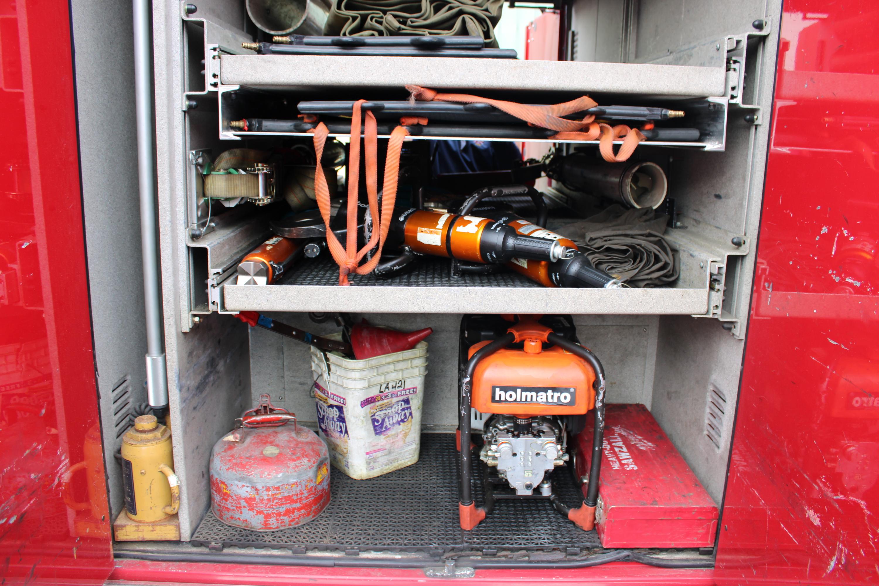 2010 Pierce Arrow XT 100' Rear Mount Platform - image 12