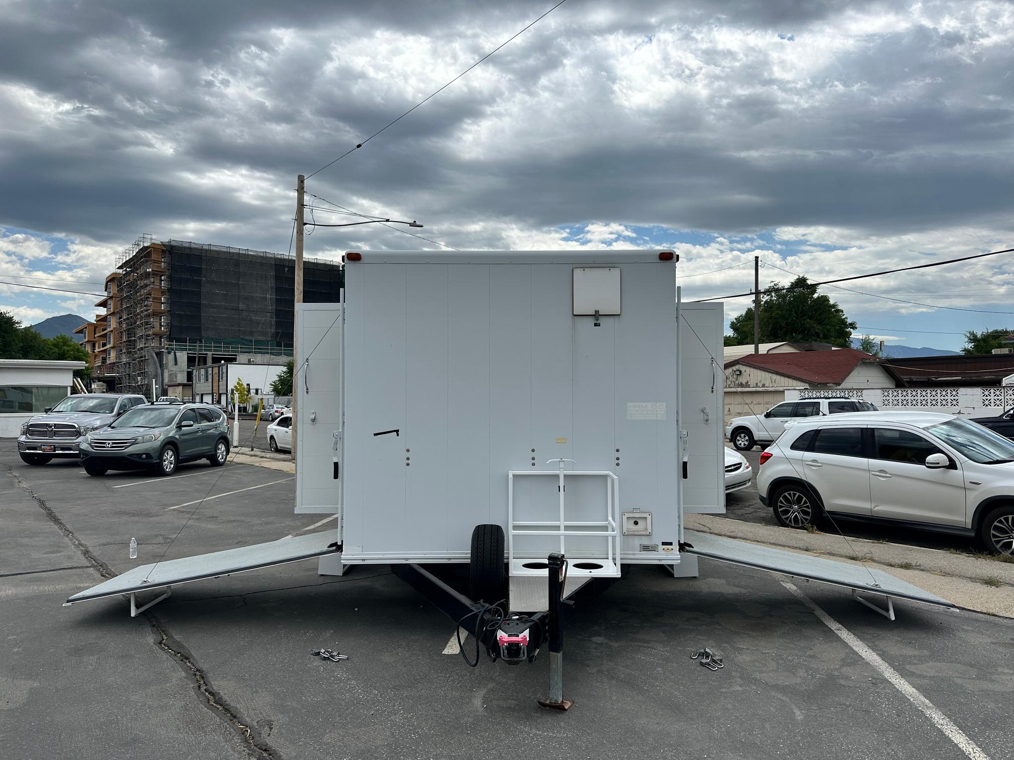 Nor E First Response 12-3L Mobile Decontamination / Safety Shower Trailer - image 1