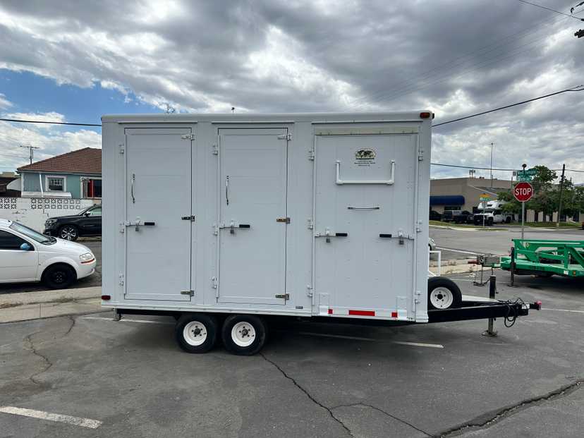 Nor E First Response 12-3L Mobile Decontamination / Safety Shower Trailer — photo 5