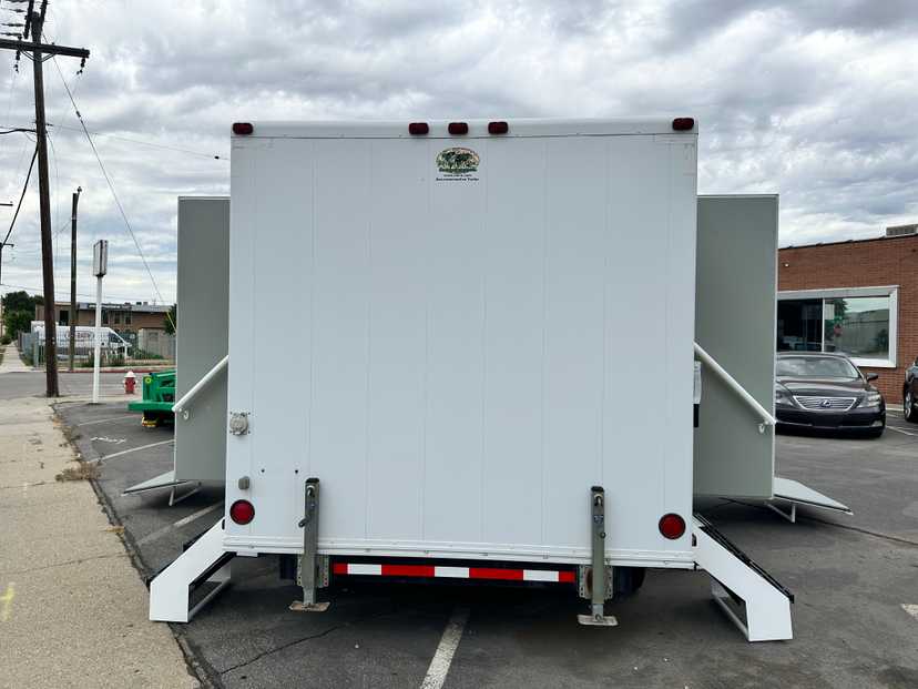 Nor E First Response 12-3L Mobile Decontamination / Safety Shower Trailer — photo 6