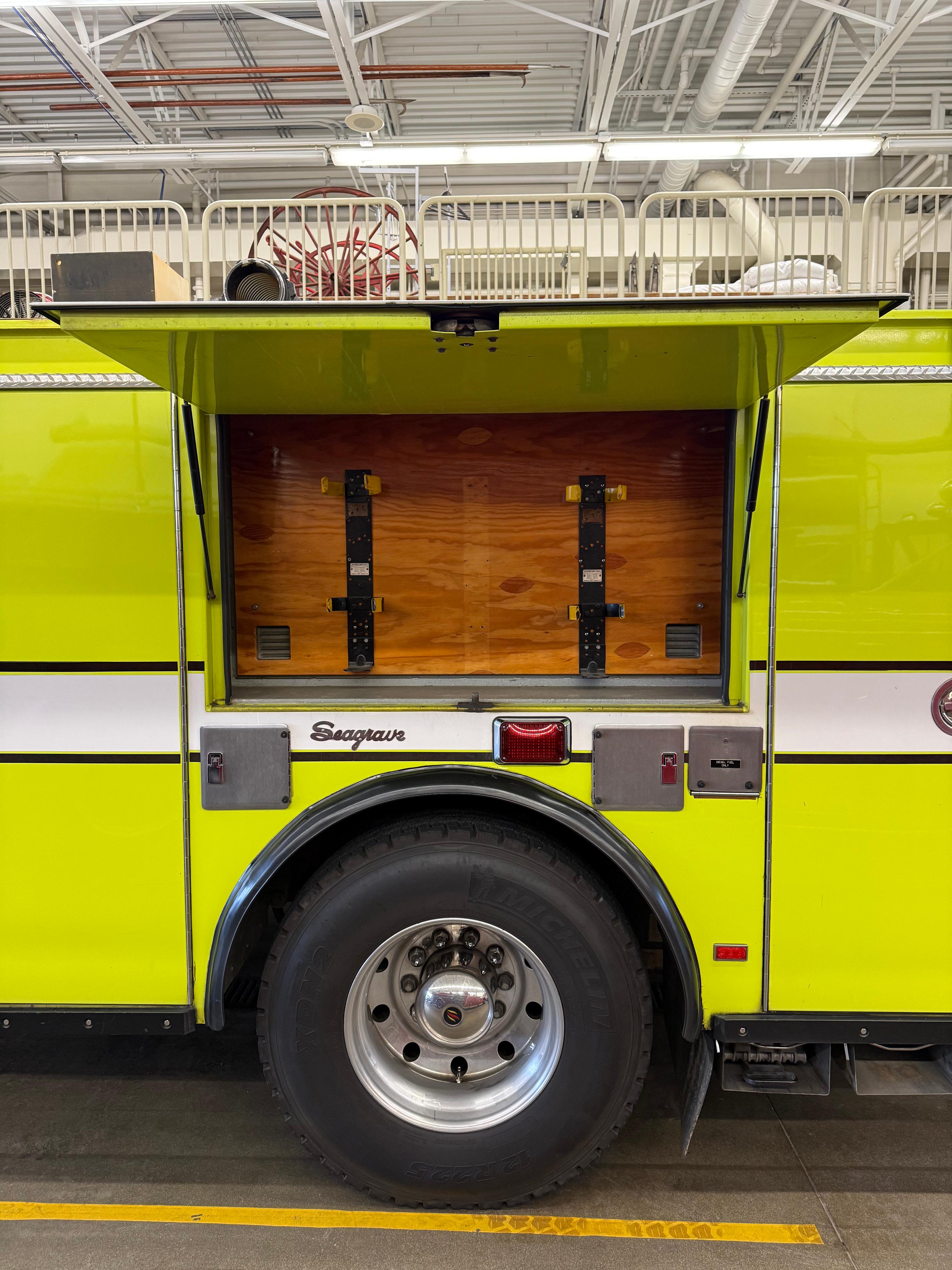 2004 Seagrave Marauder Pumper - image 6