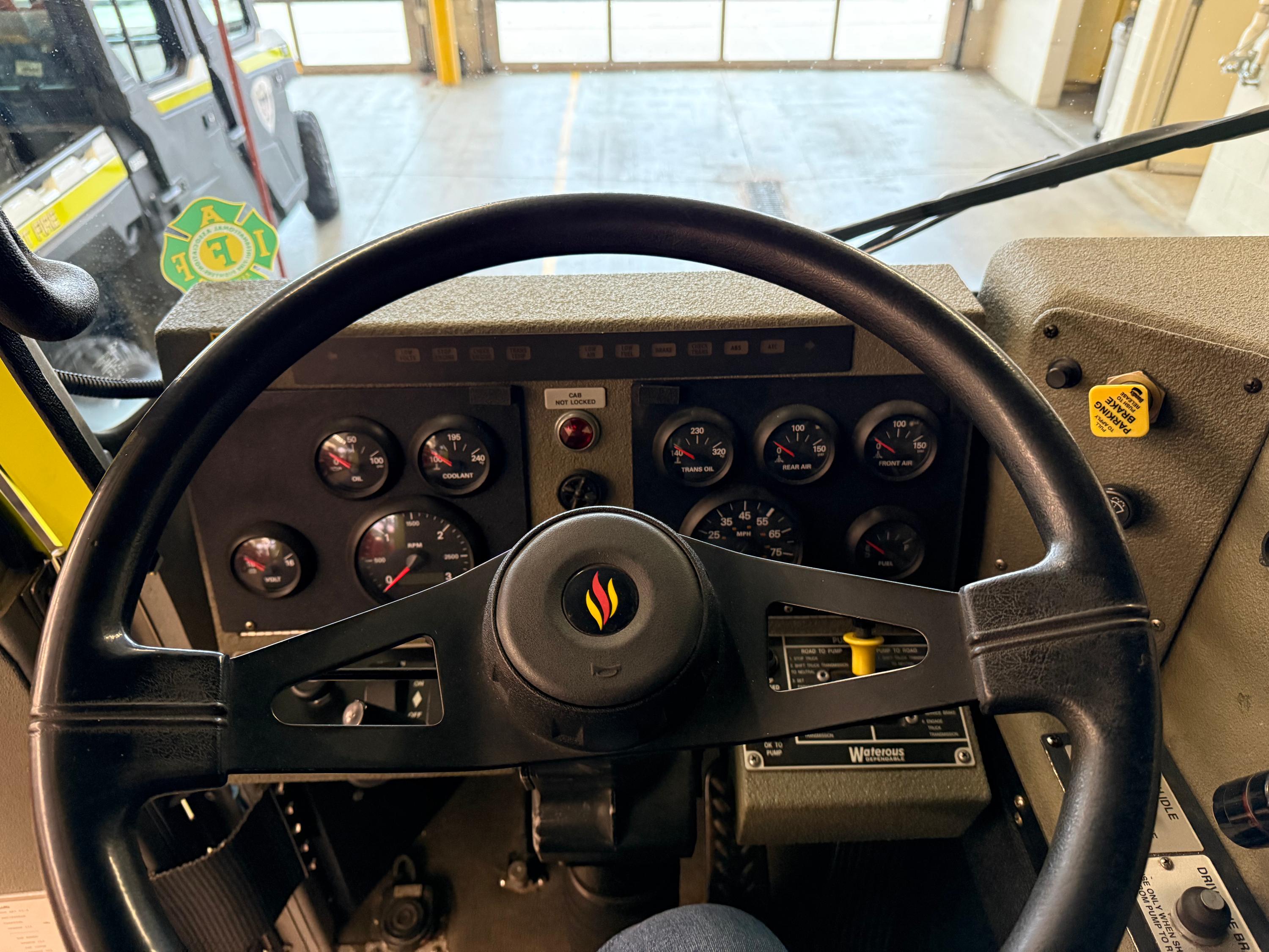 2004 Seagrave Marauder Pumper - image 15