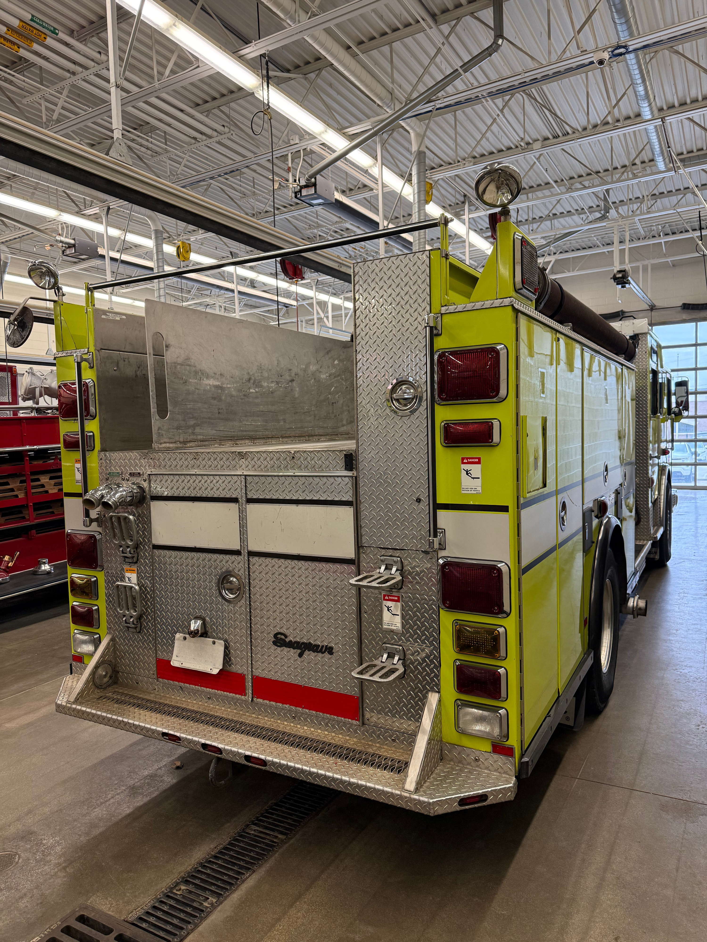 2004 Seagrave Marauder Pumper - image 17