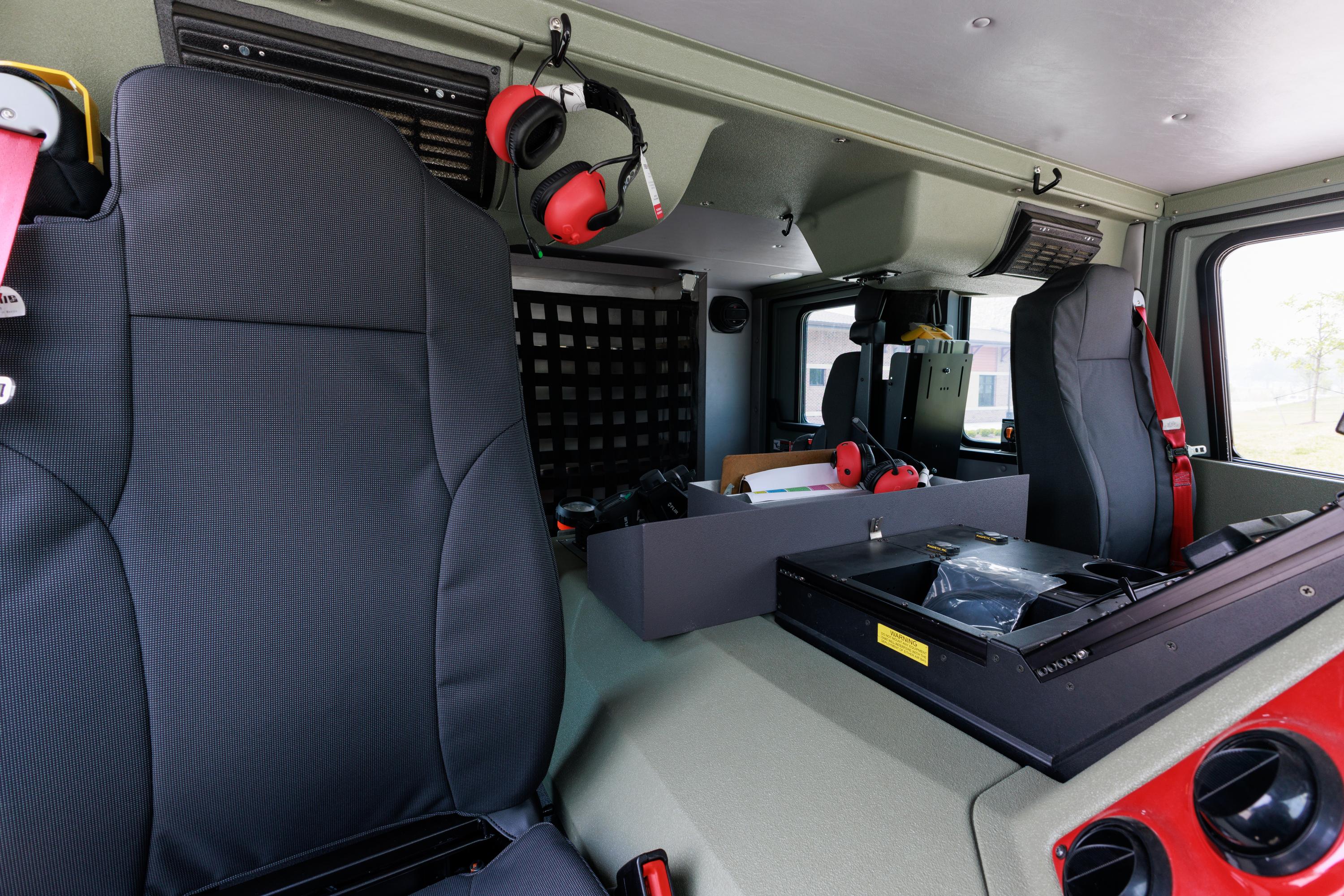 2014 Rosenbauer Cobra 101' Aerial - image 17