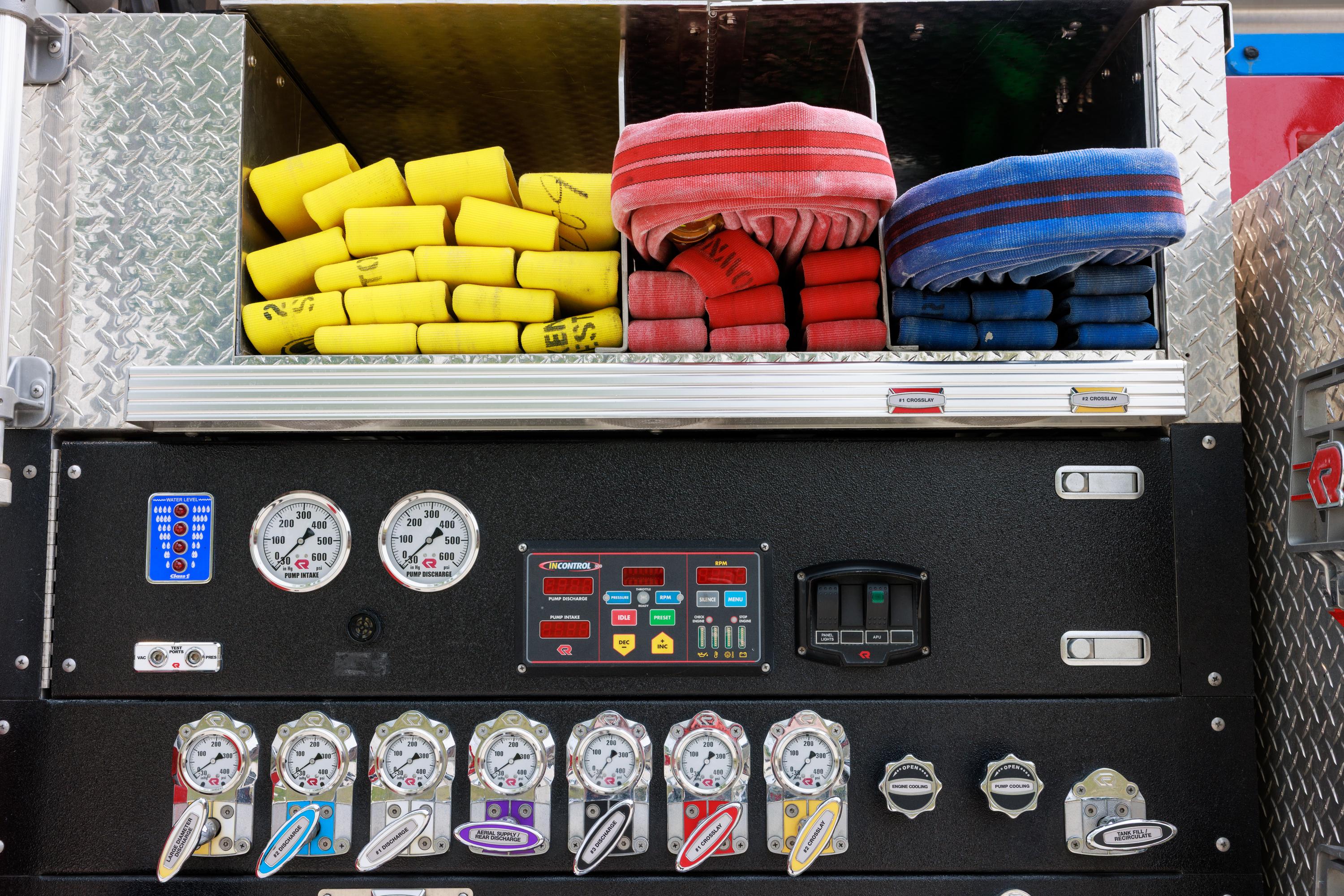 2014 Rosenbauer Cobra 101' Aerial - image 26