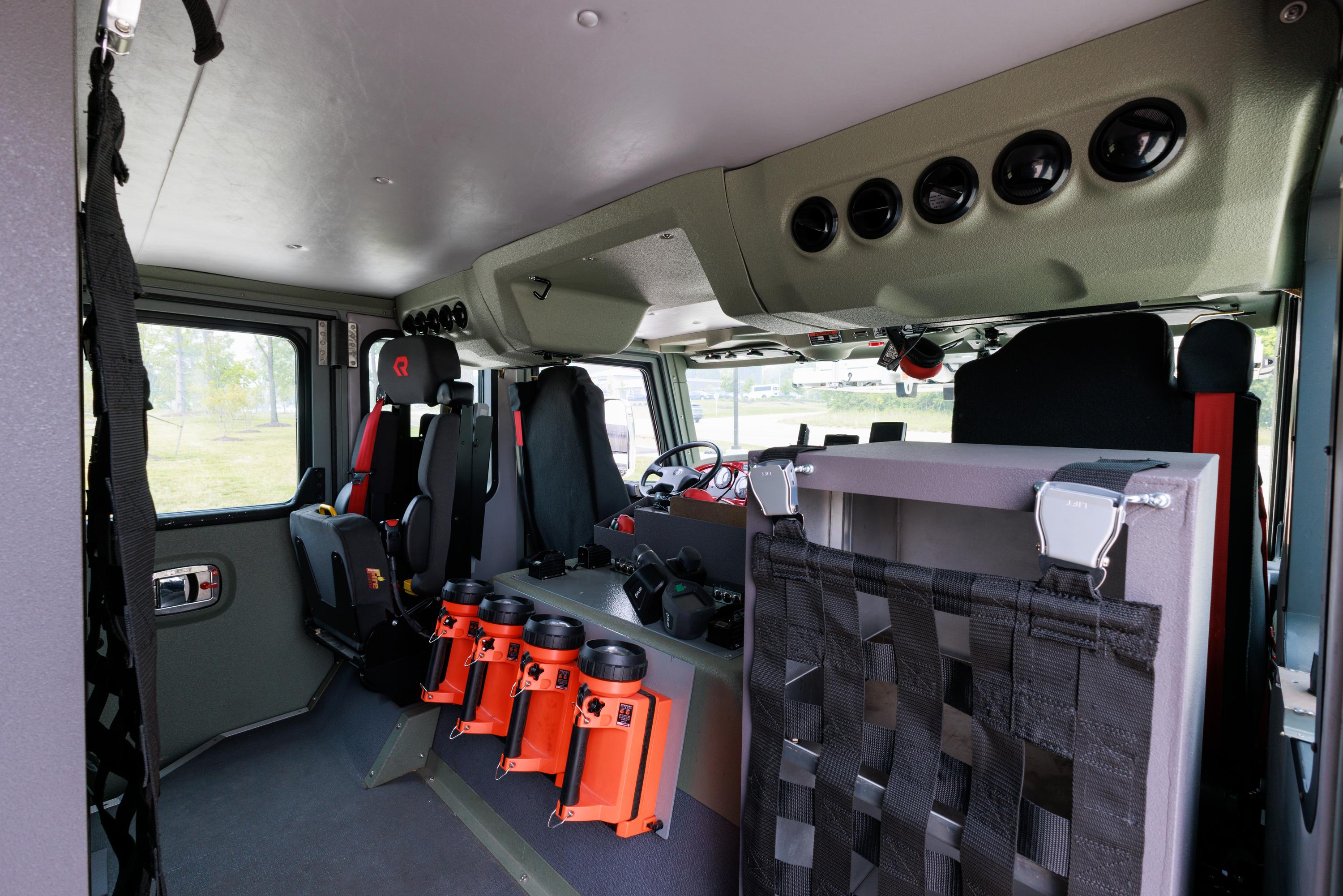 2014 Rosenbauer Cobra 101' Aerial - image 20