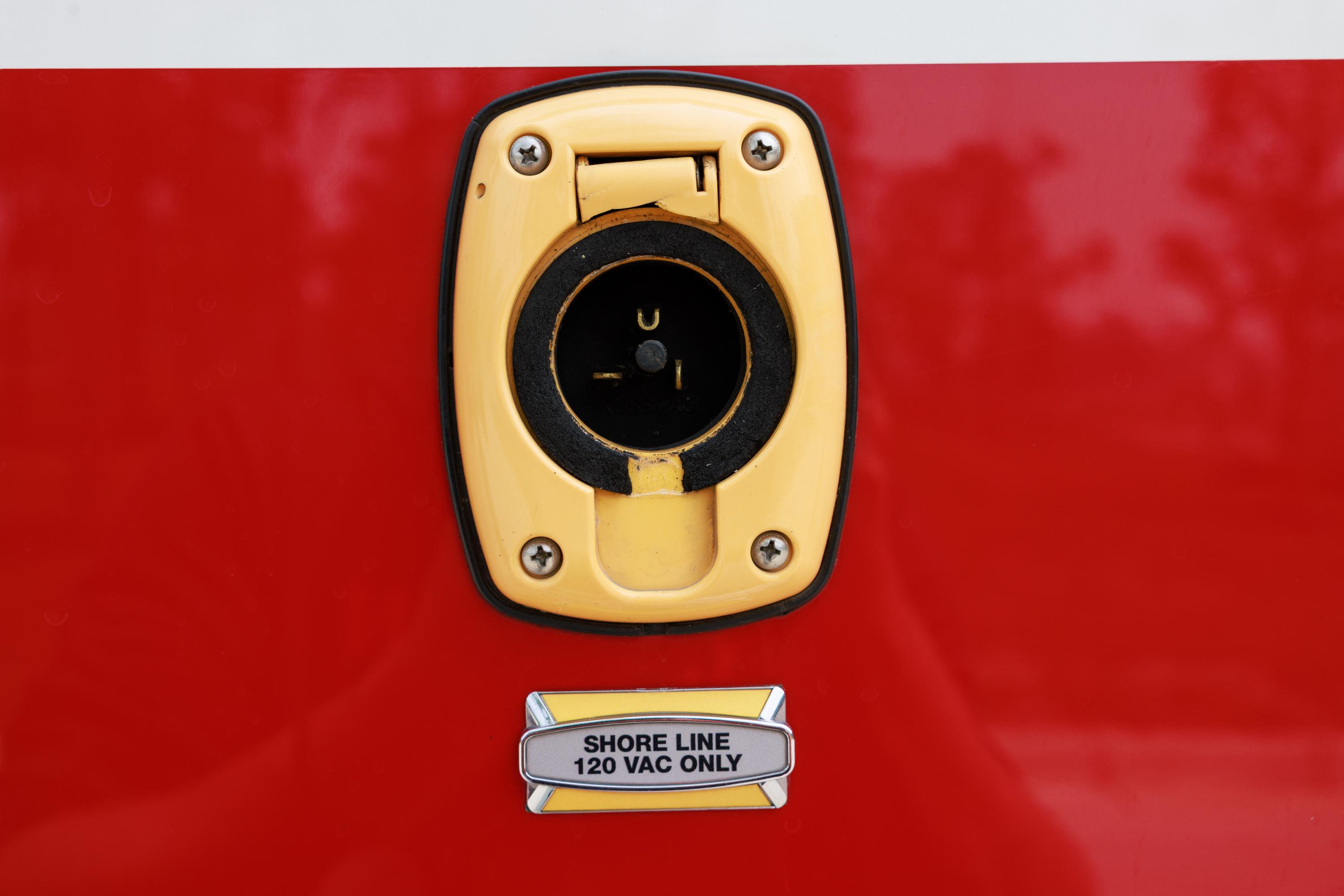 2014 Rosenbauer Cobra 101' Aerial - image 75
