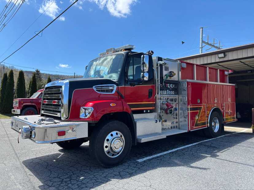 2015 4 Guys Freightliner 4x4 Pumper