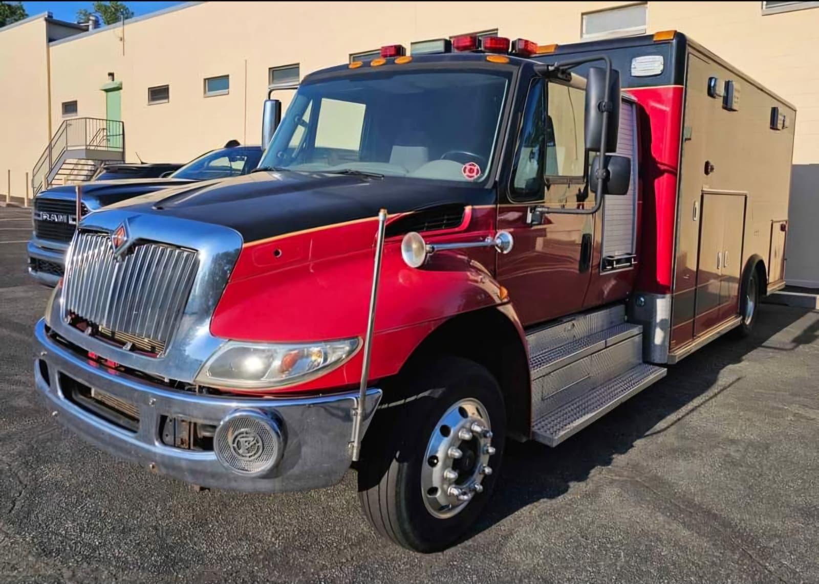 2016 Horton International Type I Ambulance - image 3