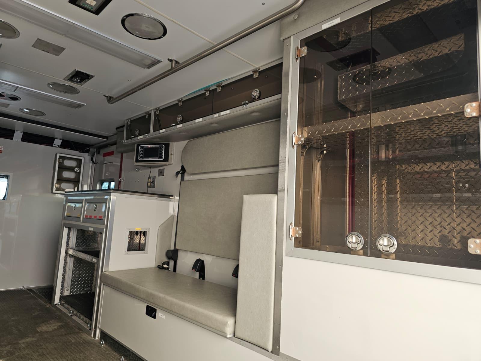 2016 Horton International Type I Ambulance - image 18