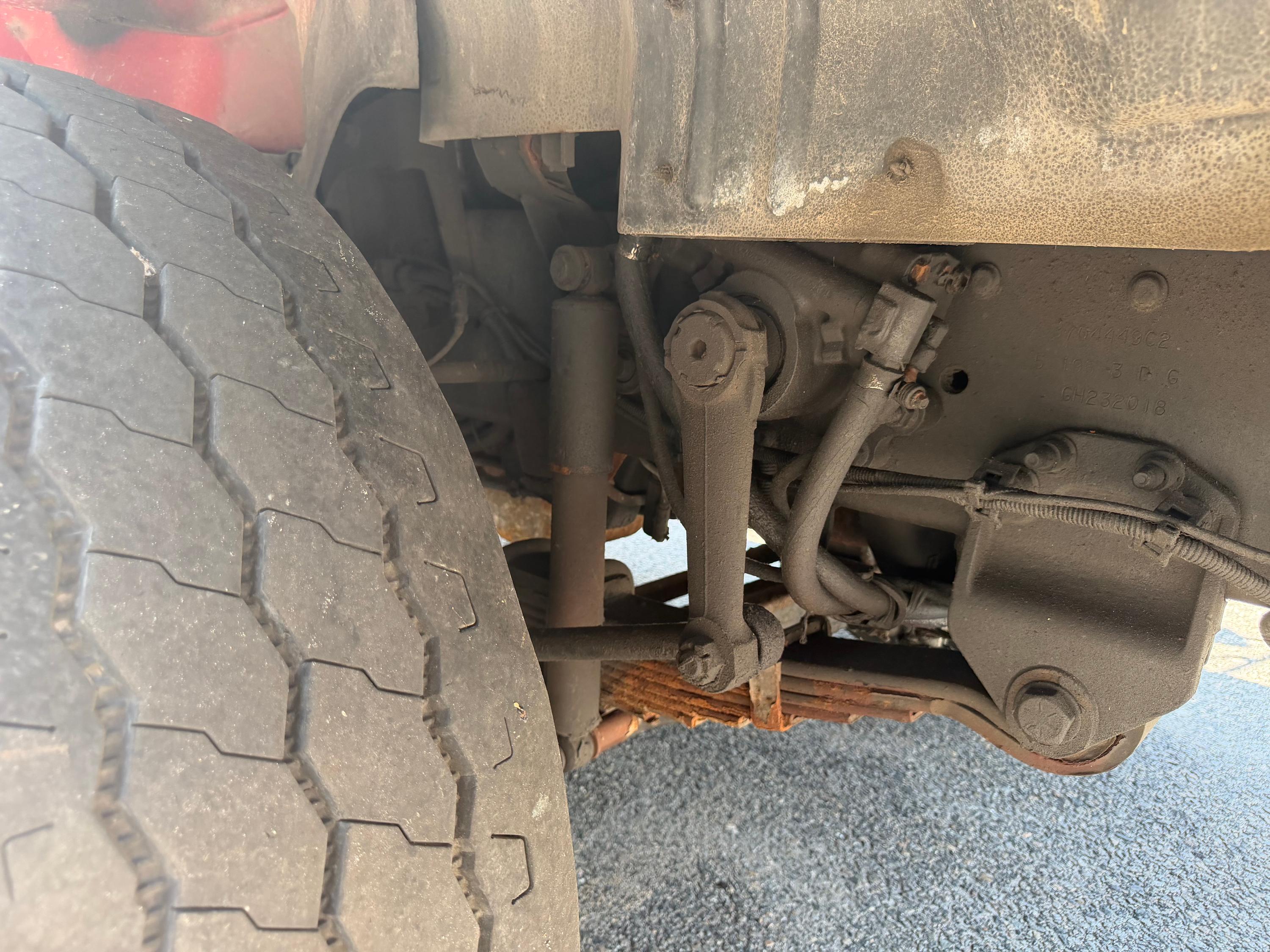 2016 International Labrie Rear Loader - image 8