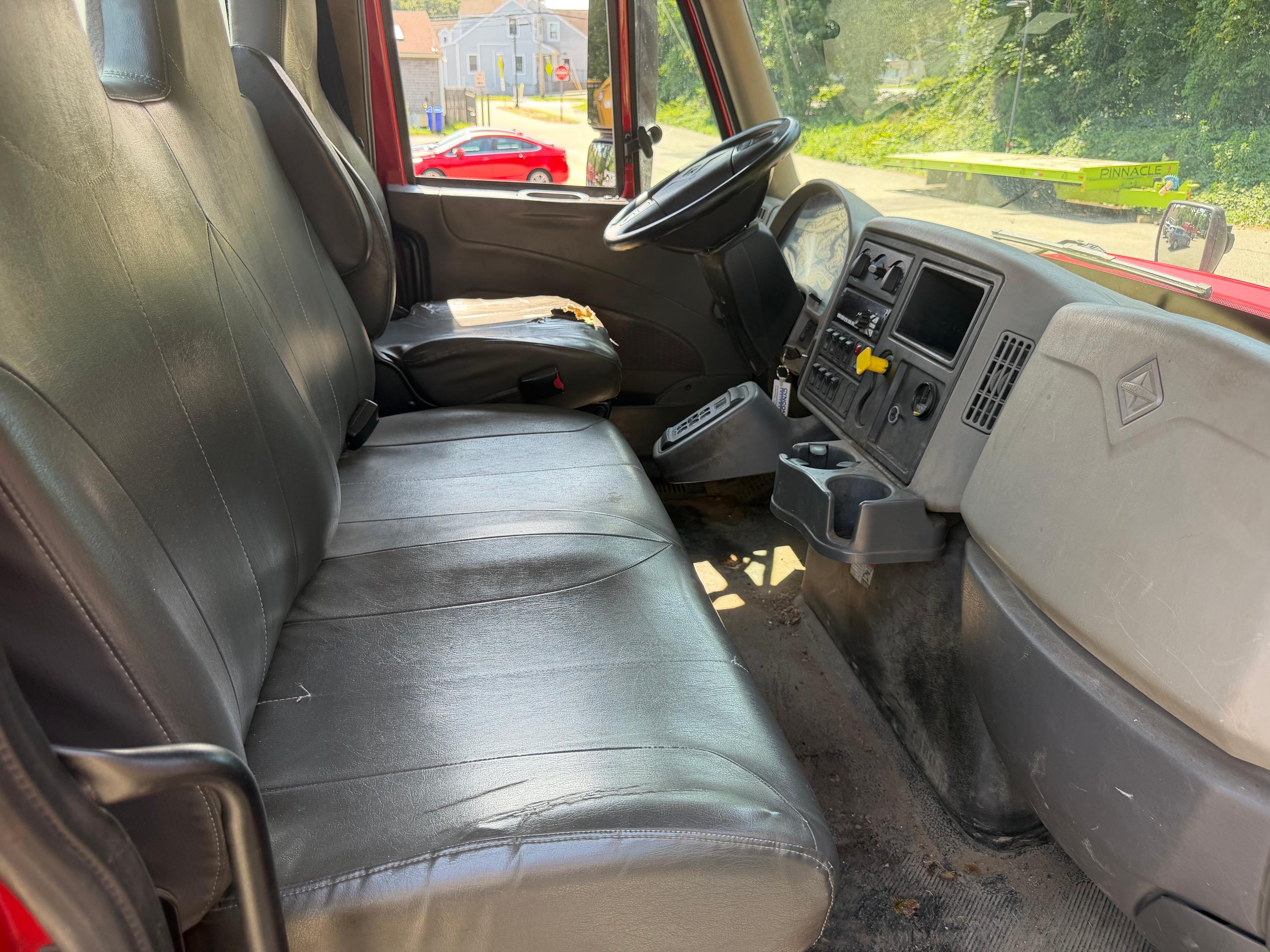 2016 INTERNATIONAL DURASTAR 4300 DUMP/GRAPPLE TRUCK - image 14