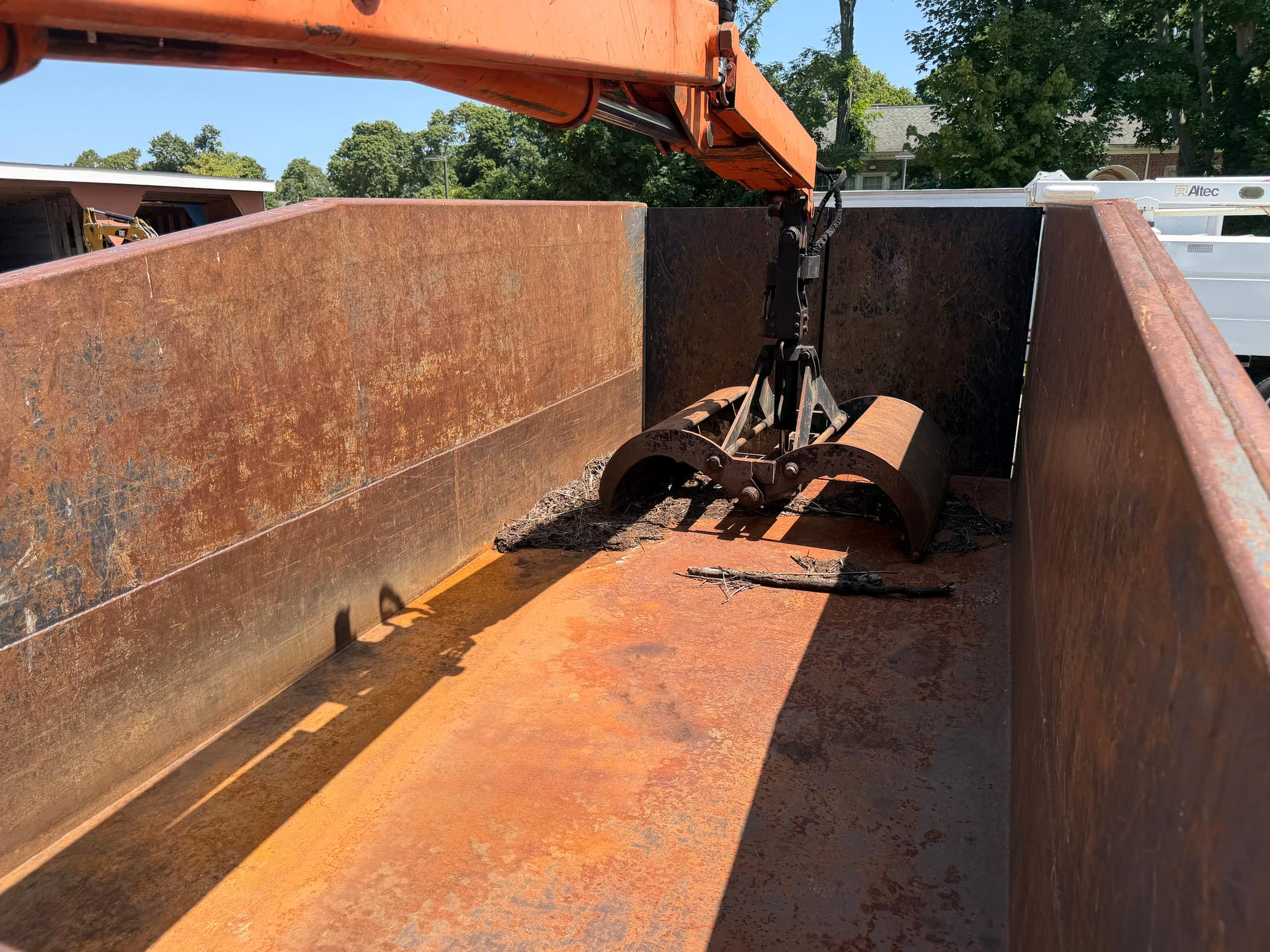 2016 INTERNATIONAL DURASTAR 4300 DUMP/GRAPPLE TRUCK - image 4