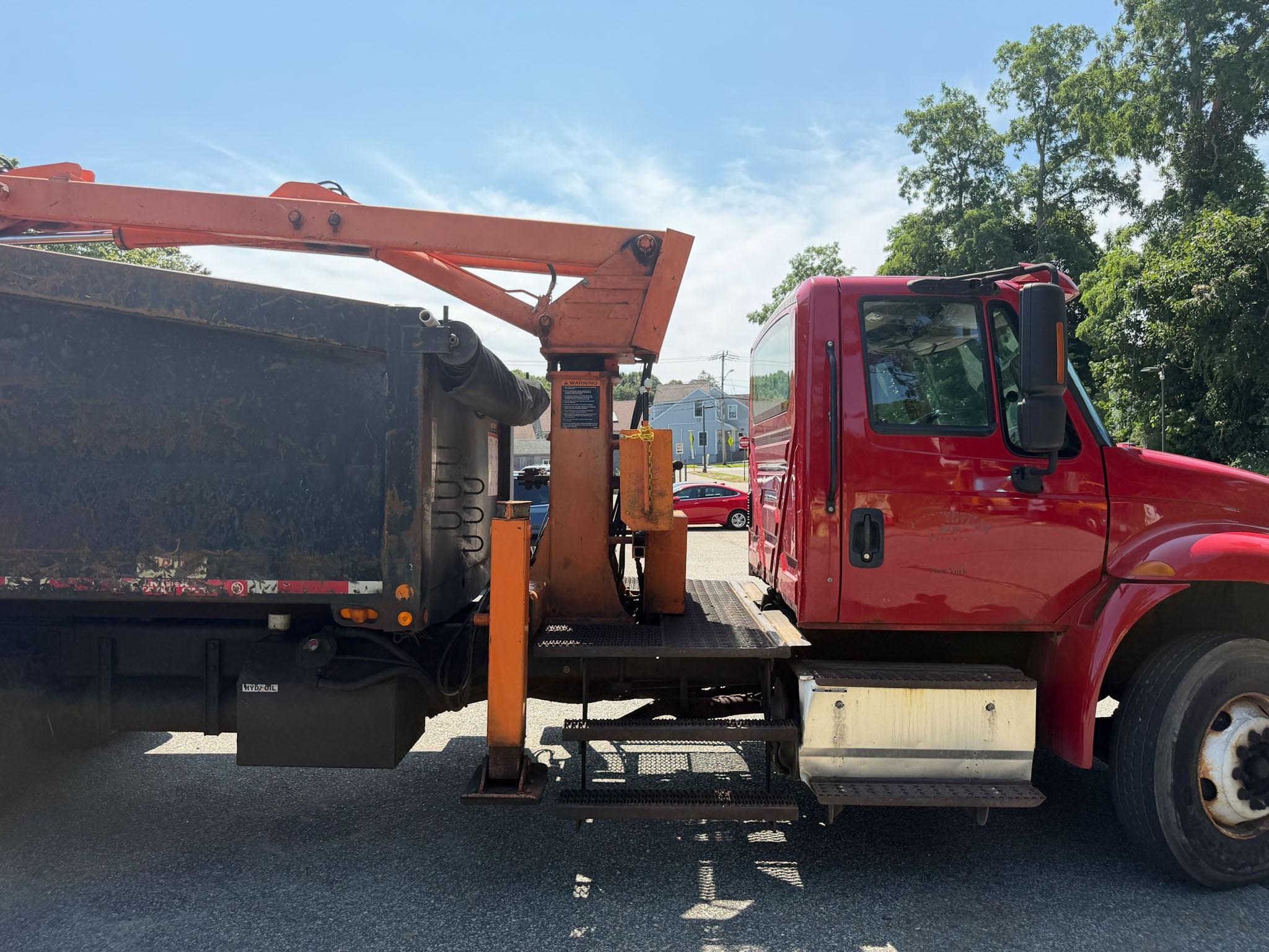 2016 INTERNATIONAL DURASTAR 4300 DUMP/GRAPPLE TRUCK - image 3