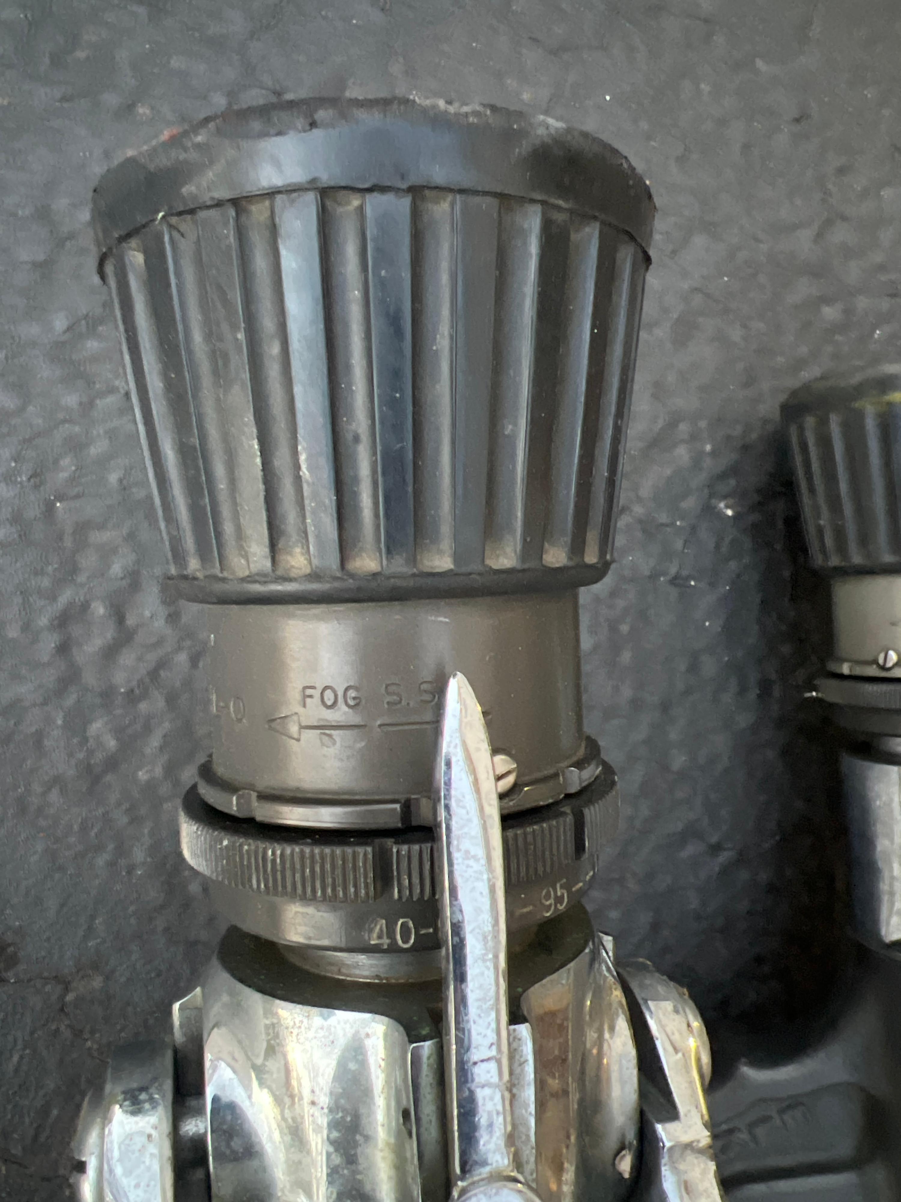 Elkhart Combination Nozzles - image 2