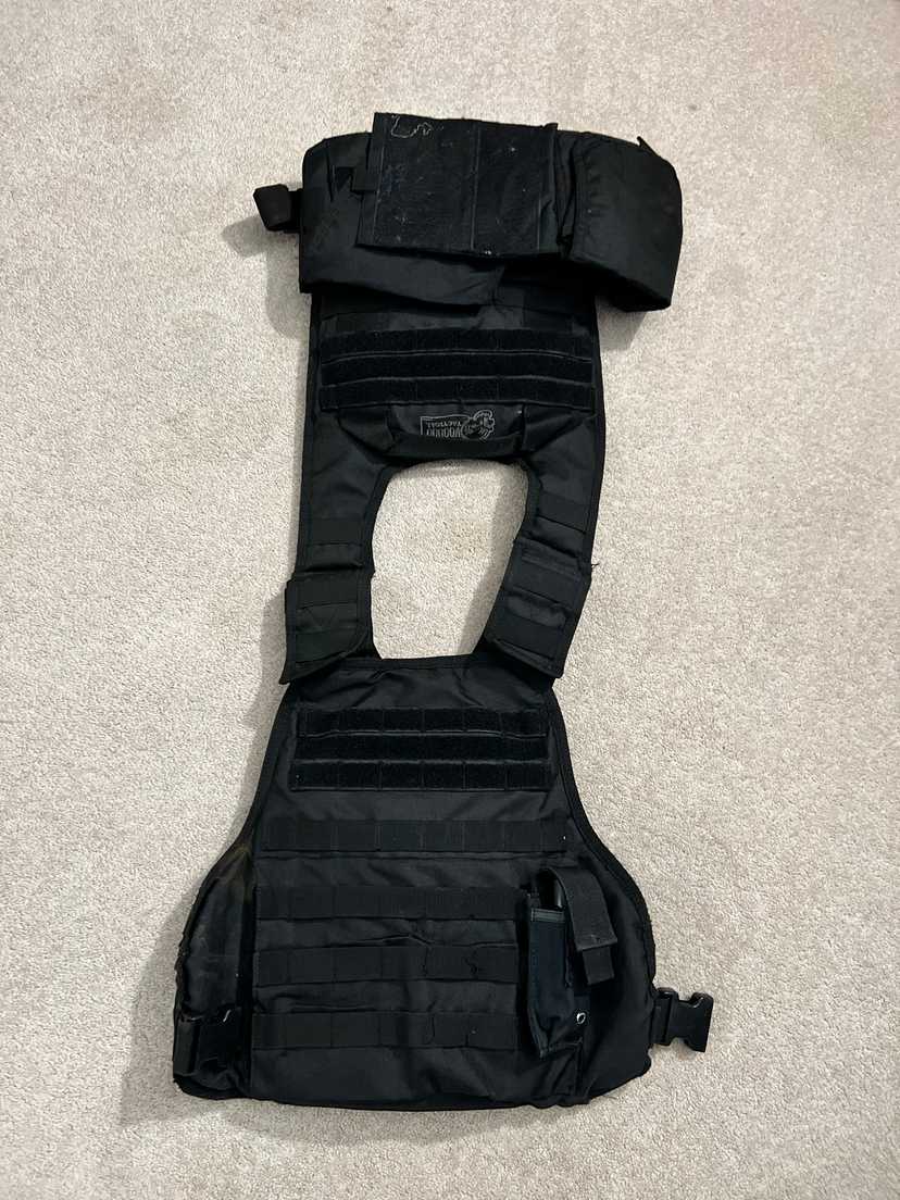 Tactical Vest (with plates)