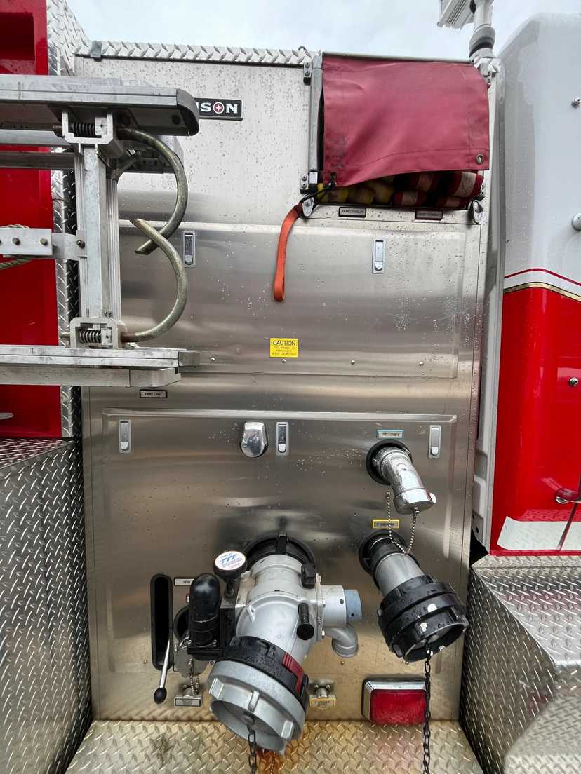 2008 Crimson International Pumper — photo 7
