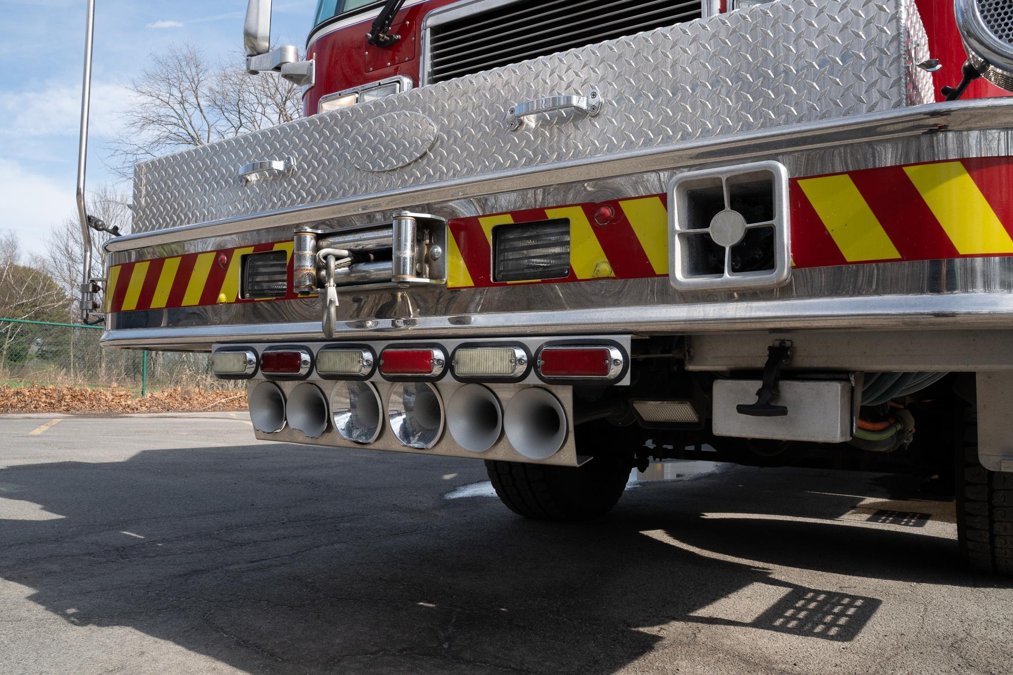 2009 KME Predator 4x4 Heavy Rescue - image 113