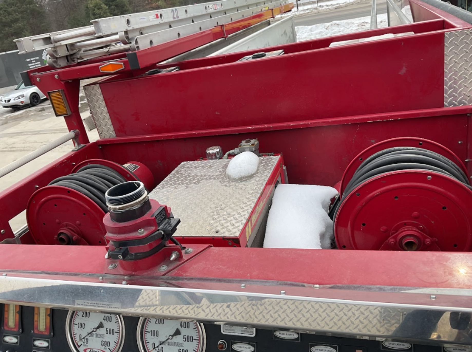 2003 Pierce Tilt Cab Pumper - image 18