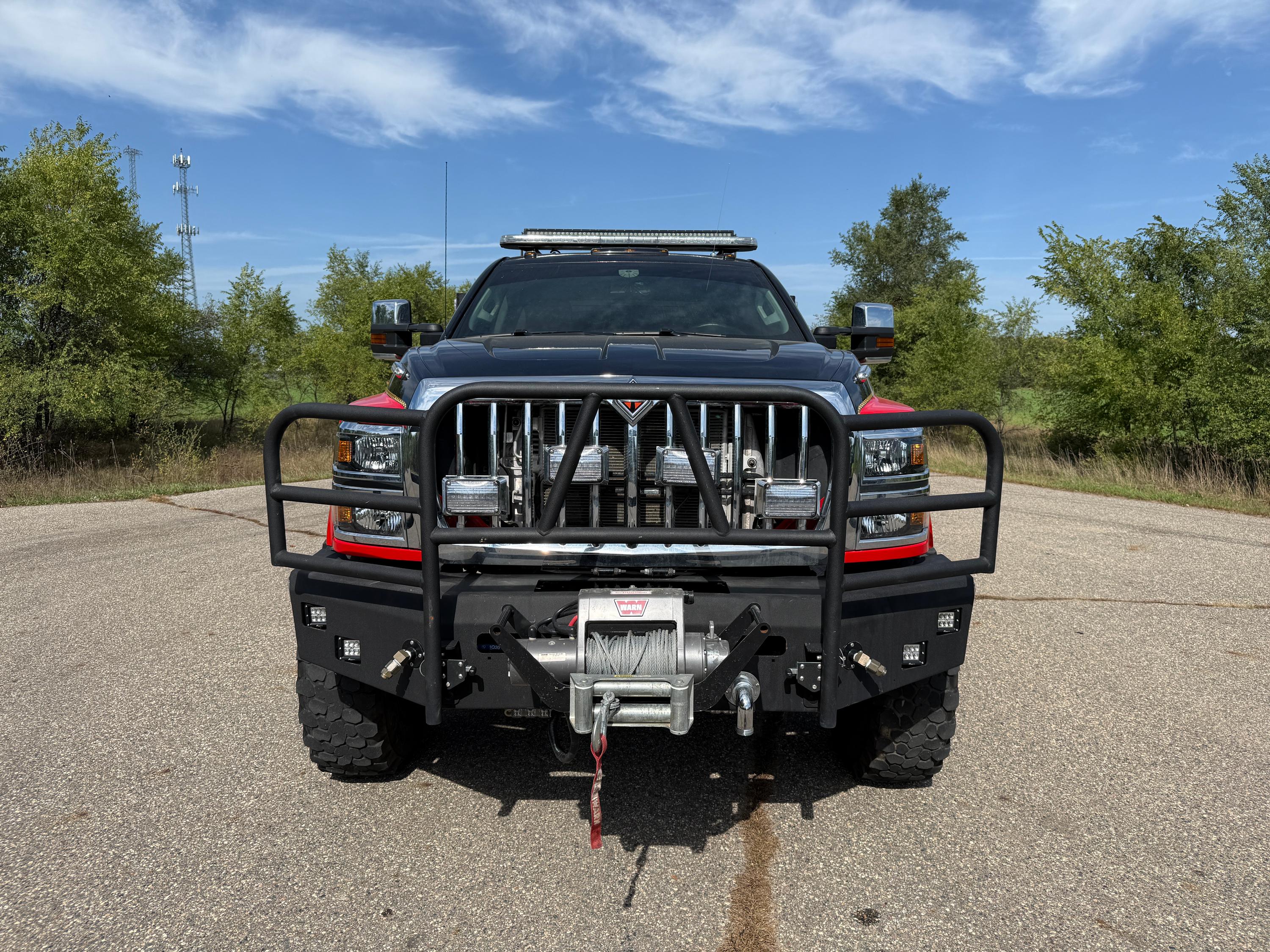 2022 Deep South International 4x4 Brush Truck - image 9