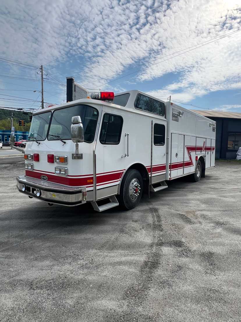 1991 E-One Federal Cyclone Heavy Rescue