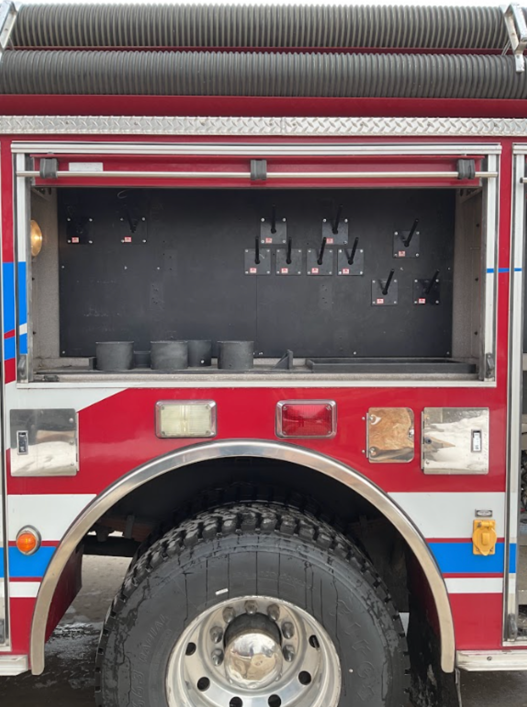 2003 Pierce Tilt Cab Pumper - image 21