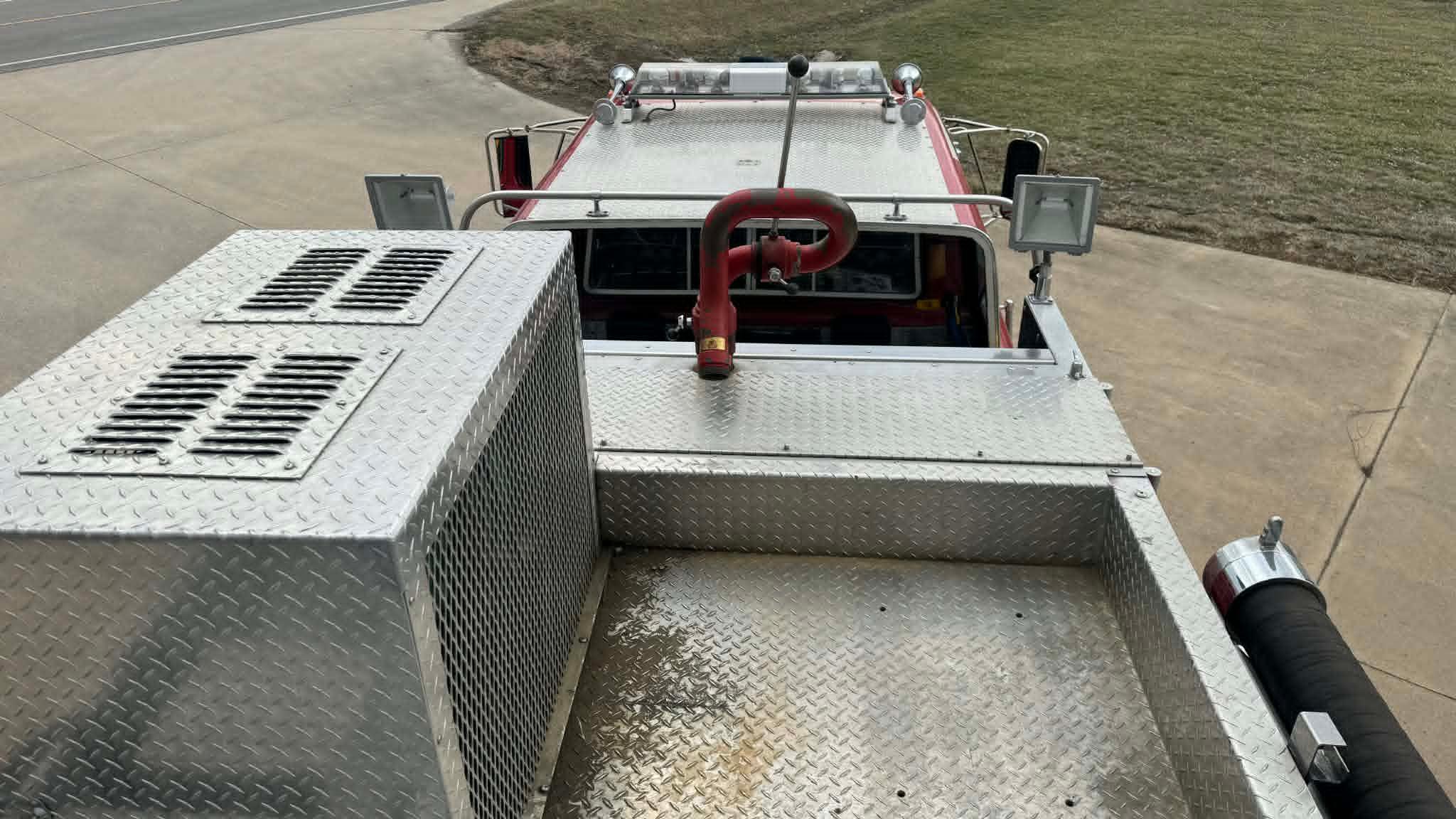 1984 E-One Ford Pumper Tanker - image 31