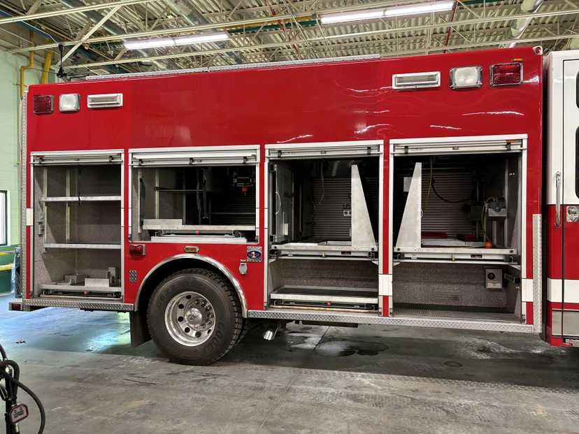 2003 Spartan Heavy Rescue — photo 7
