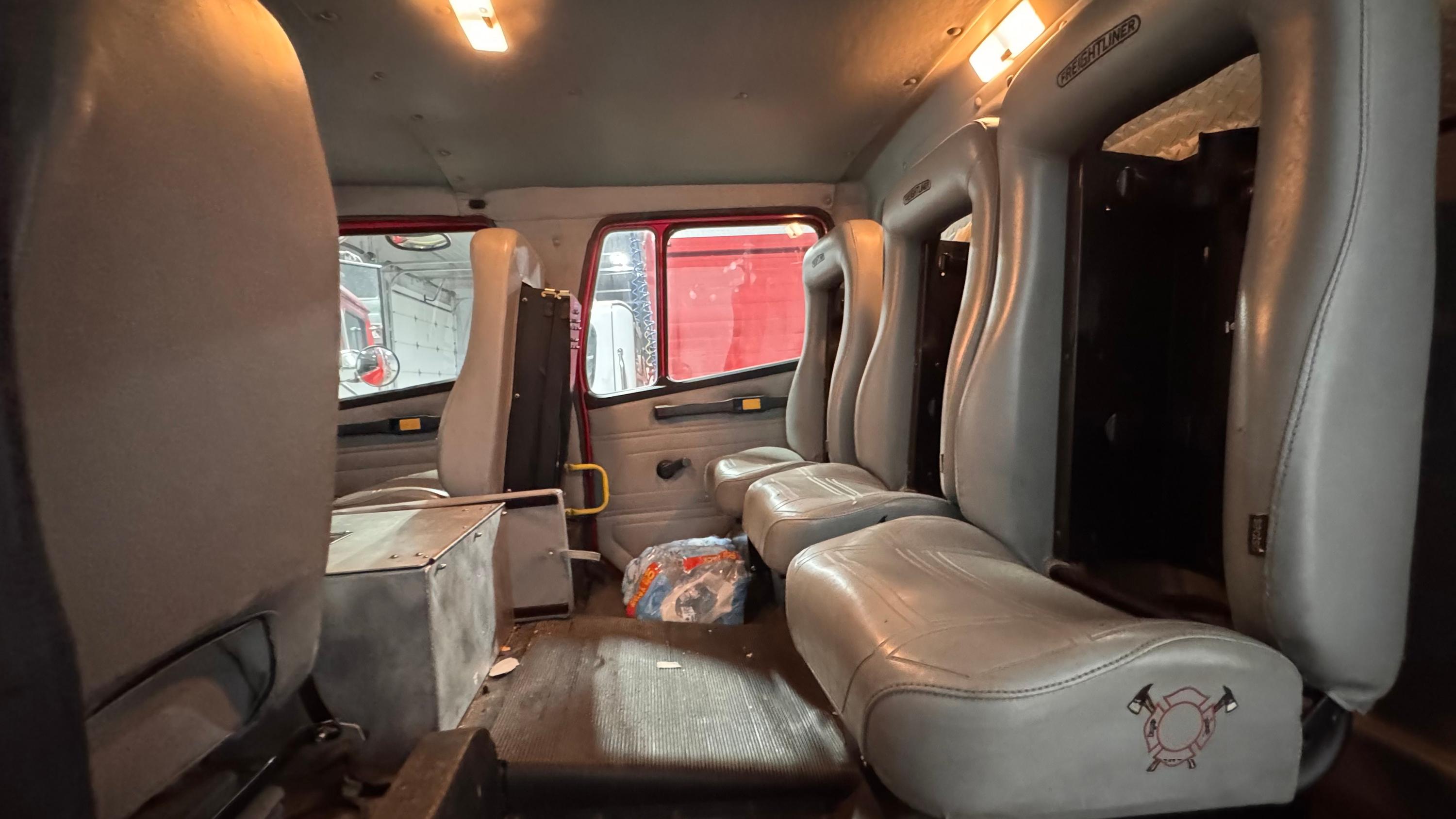 1993 KME Freightliner Pumper - image 7