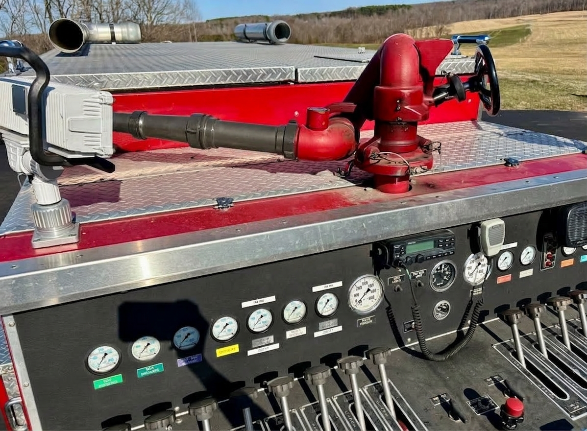 1996 Freightliner 3D Pumper - image 19