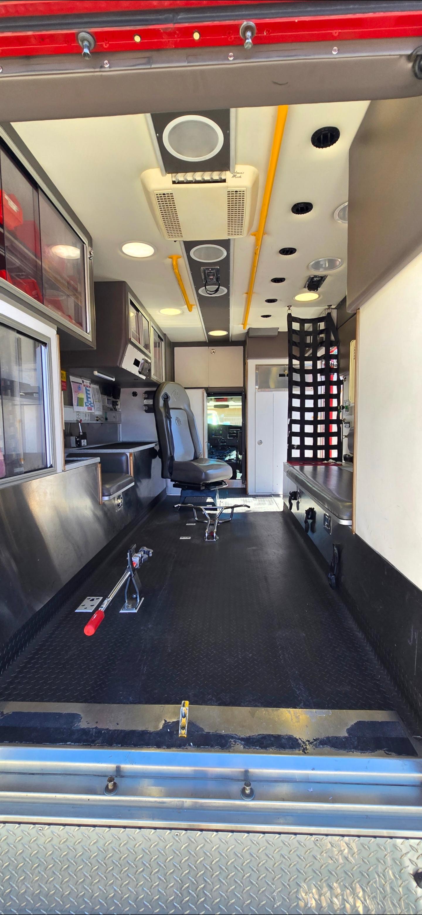 2014 Road Rescue Chevrolet Type III Ambulance - image 24