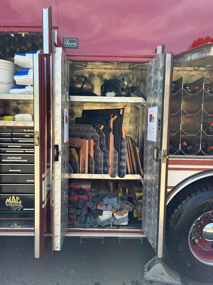 1998 4 Guys Ford Medium Rescue - image 20
