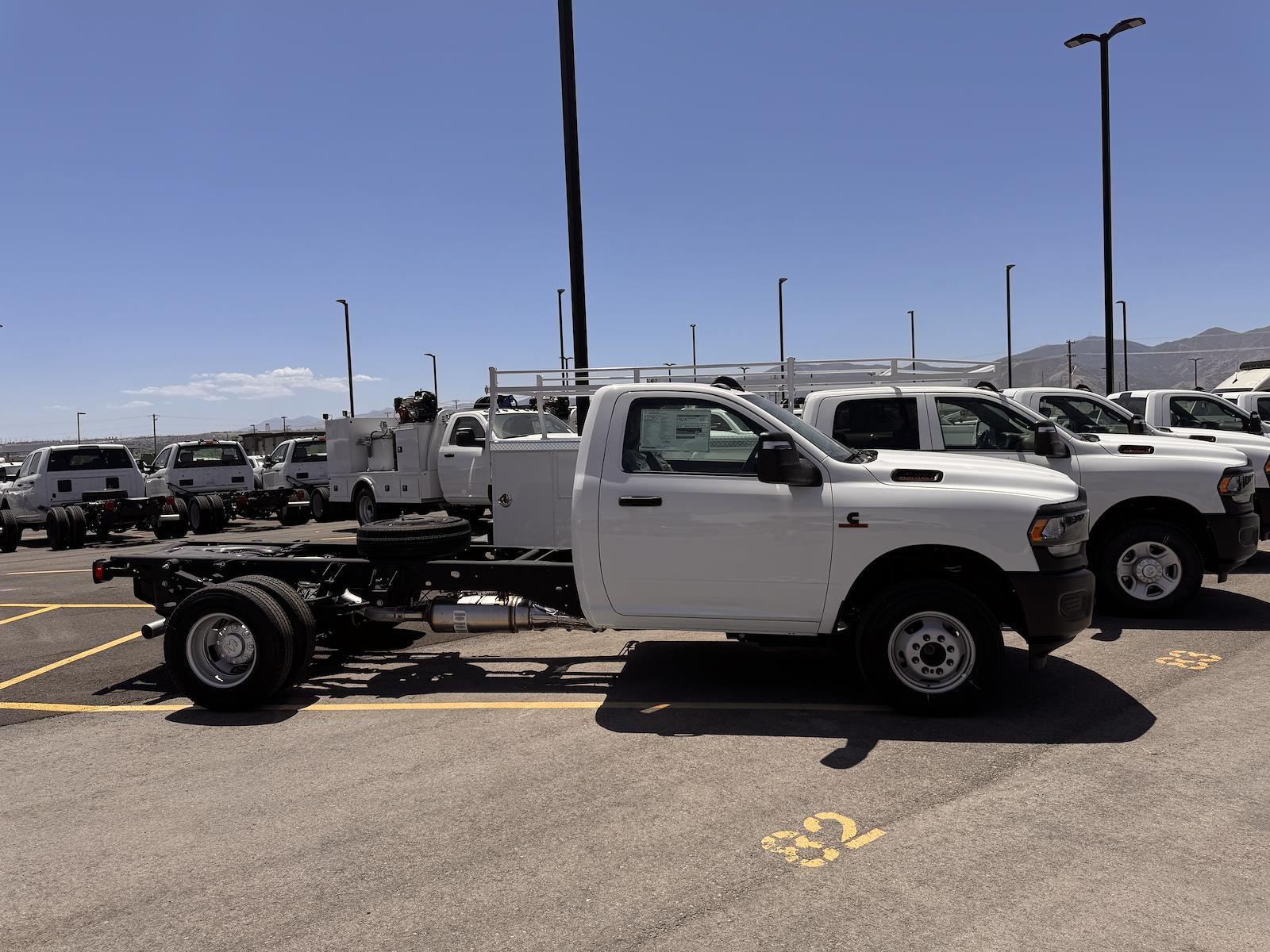2024 Ram 3500 Regular Cab DRW 4x4 Cab Chassis - image 1
