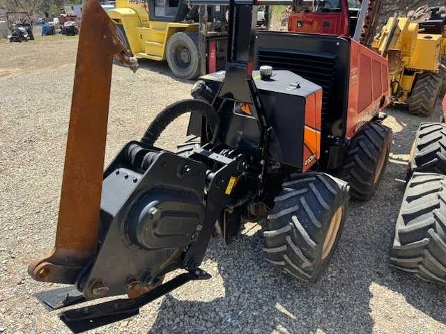 2017 Ditch Witch 410SX — photo 6
