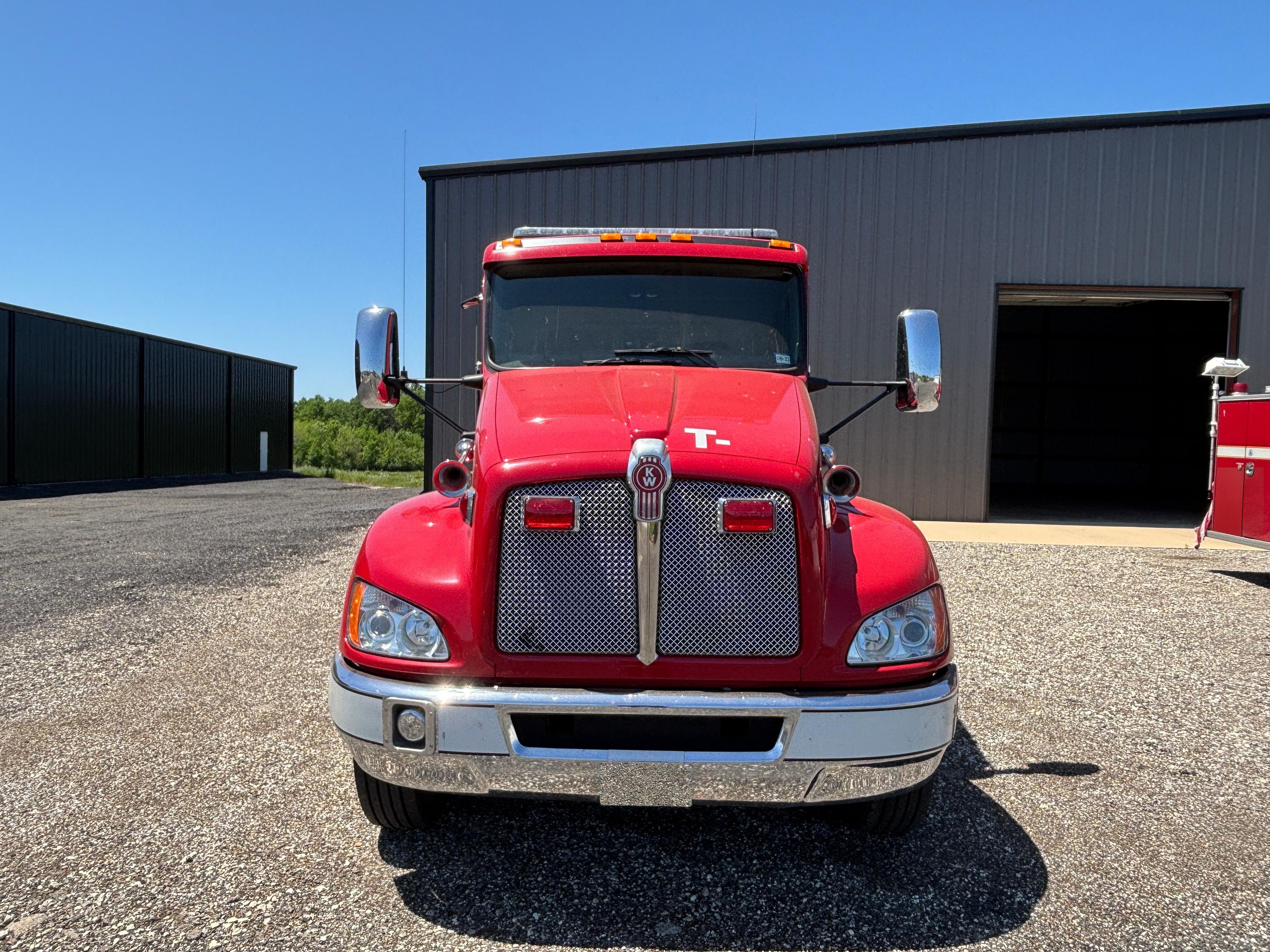 2011 Fouts Brothers Kenworth Pumper Tanker - image 6