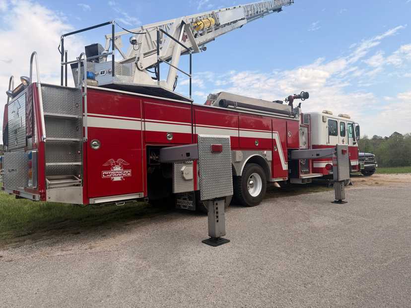 2000 American LaFrance Eagle 100' Aerial — photo 7