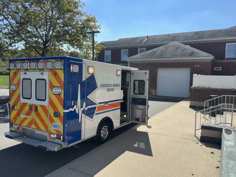 2015 PL-Custom Chevrolet Type III Ambulance — photo 8