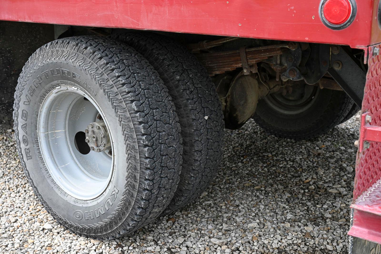 1990 Ford F350 4x4 Brush Truck - image 80