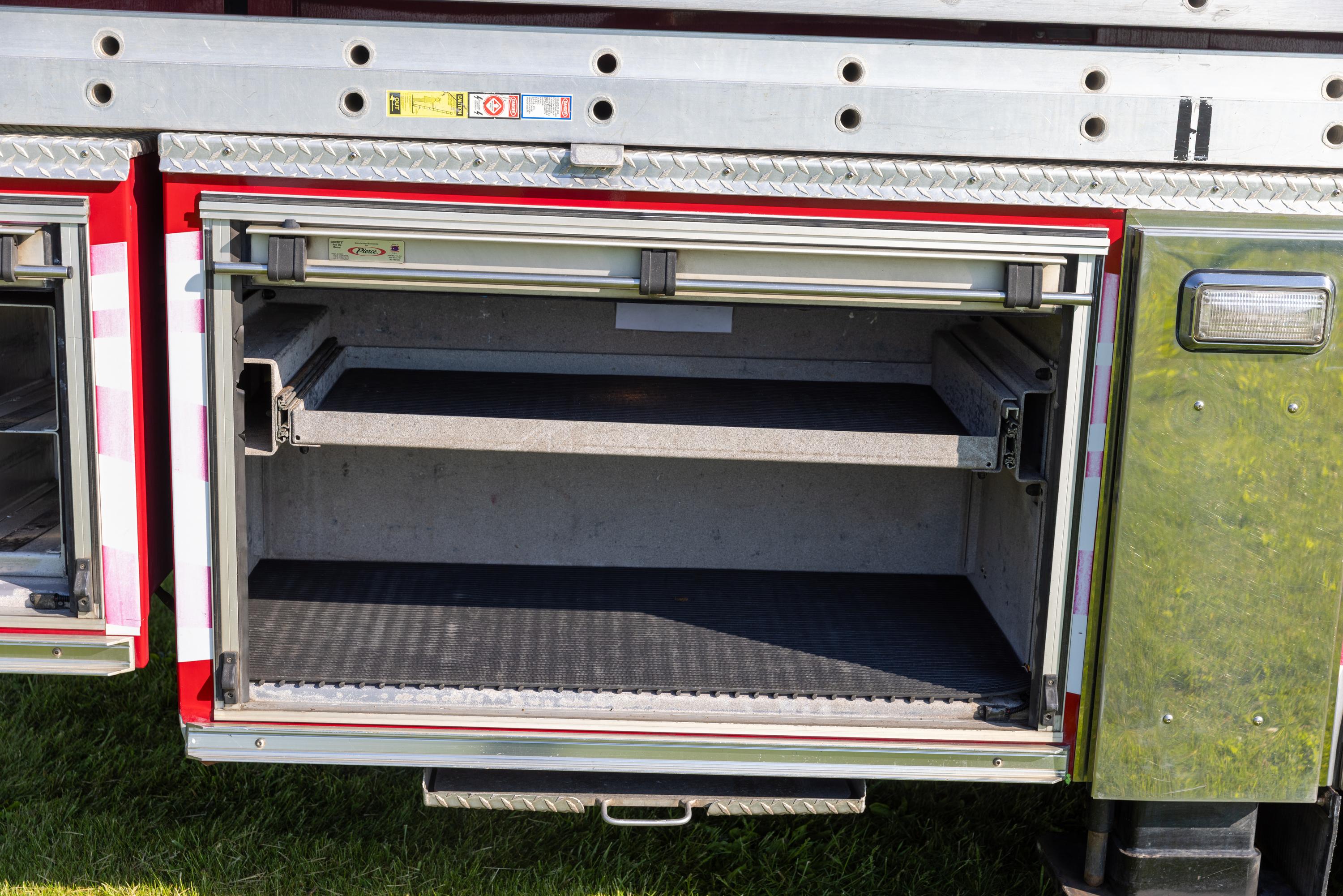 2003 Pierce TL100 100' Quint - image 37