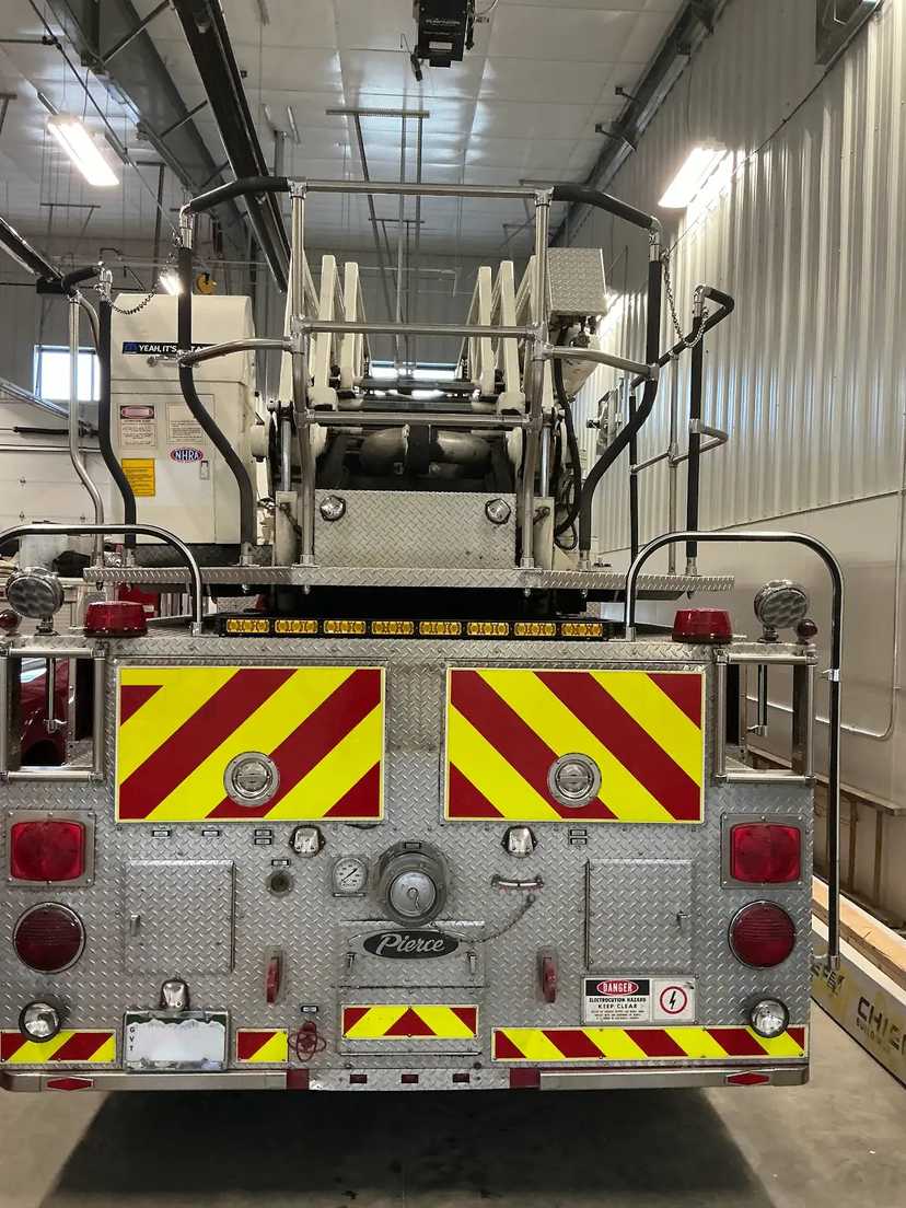 1994 Pierce 100' Aerial — photo 4