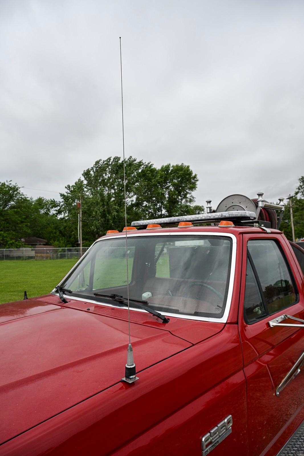 1990 Ford F350 4x4 Brush Truck - image 14