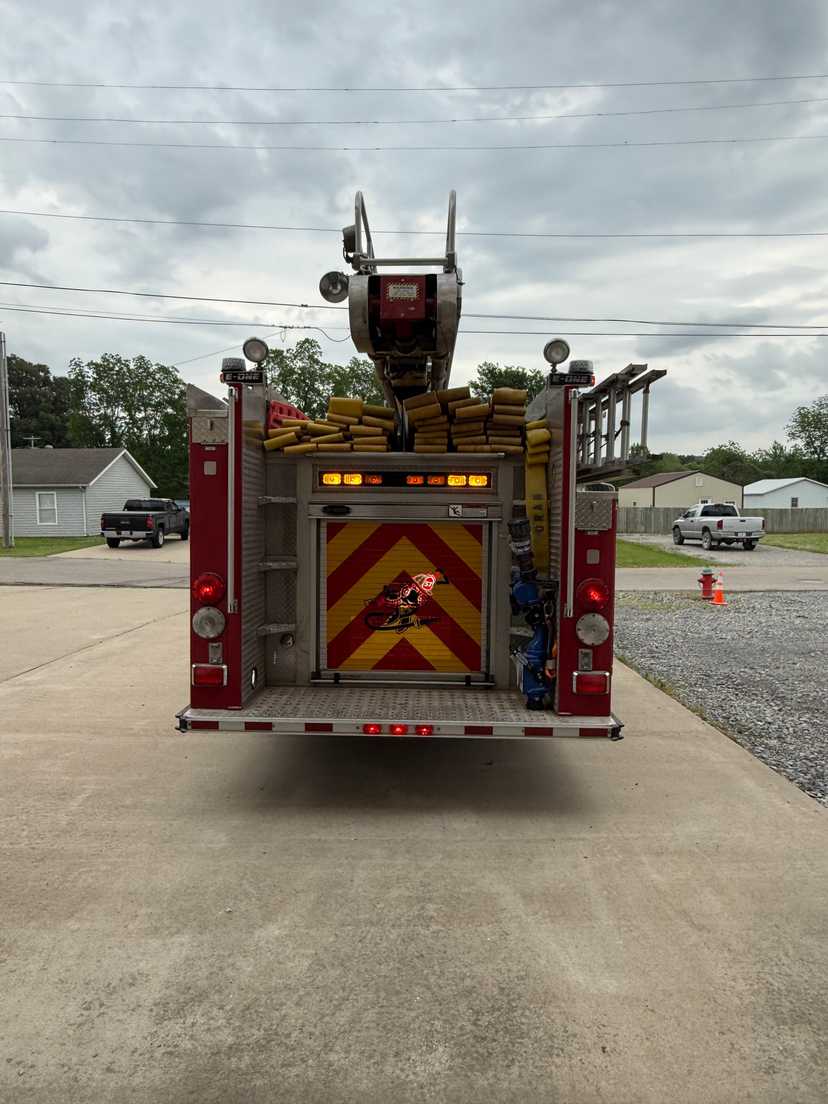 1997 E-One Telesquirt 50' Telesquirt — photo 4