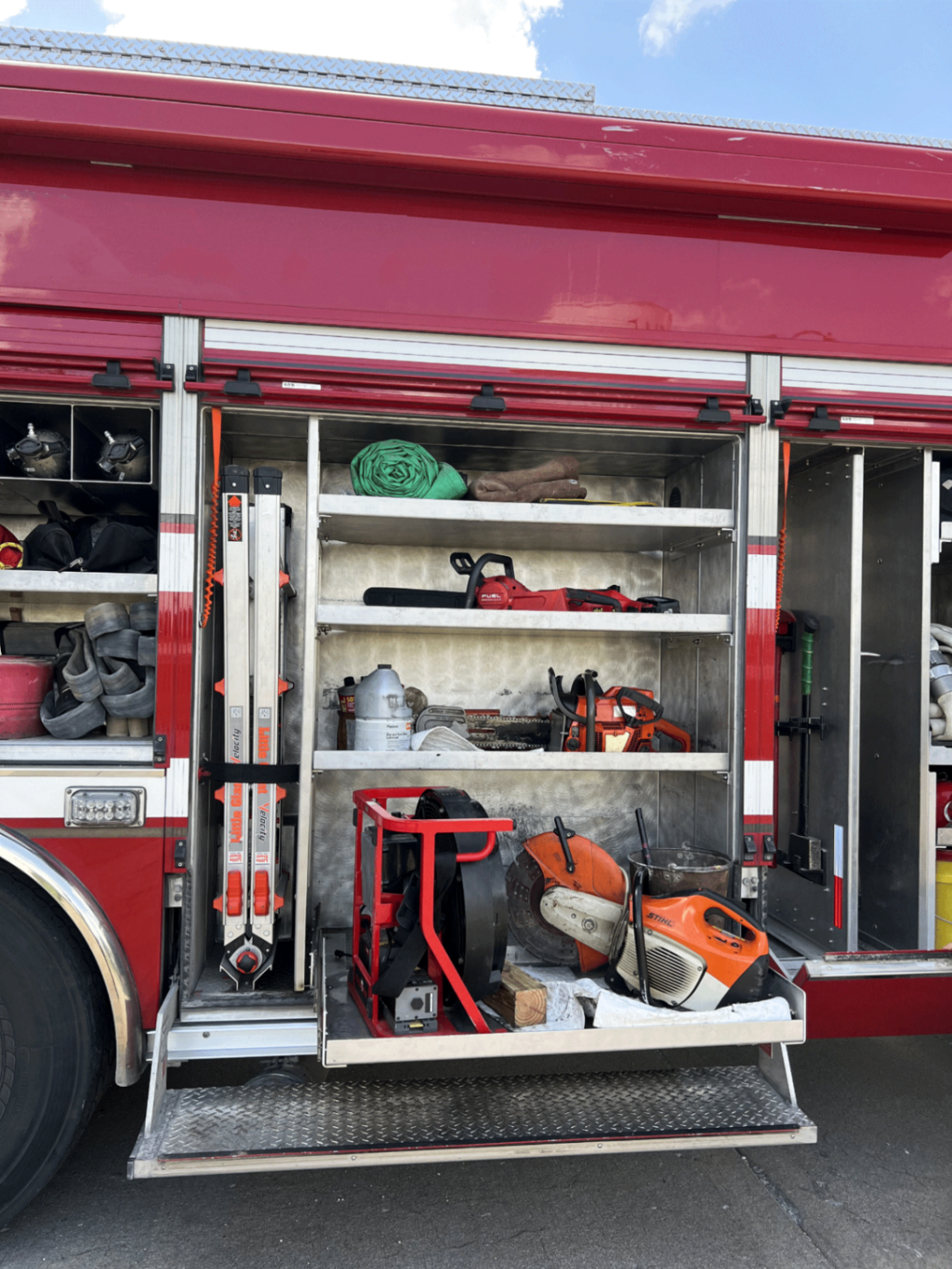 2018 Rosenbauer Commander Rescue Pumper - image 21