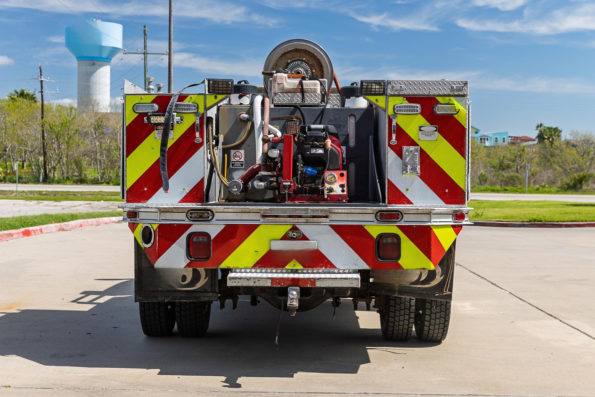 2004 Ferrara Ford Brush Truck - image 3